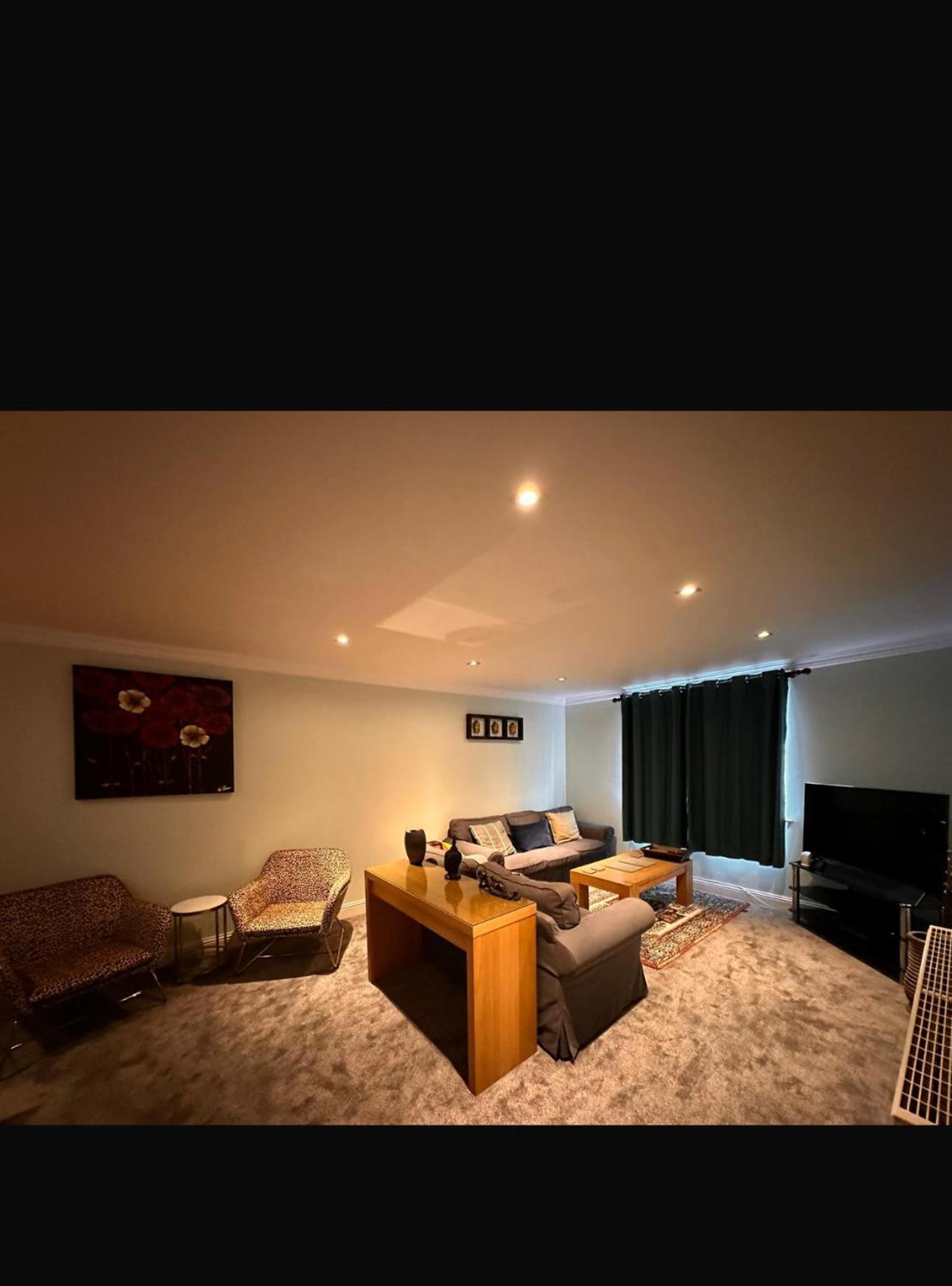 Cozy Edinburgh