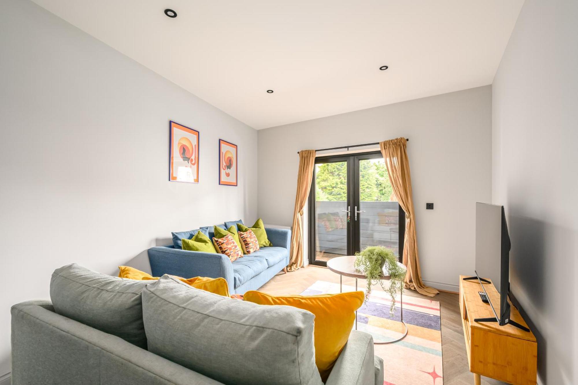 Trinity Flats By The House Of Danu EDI