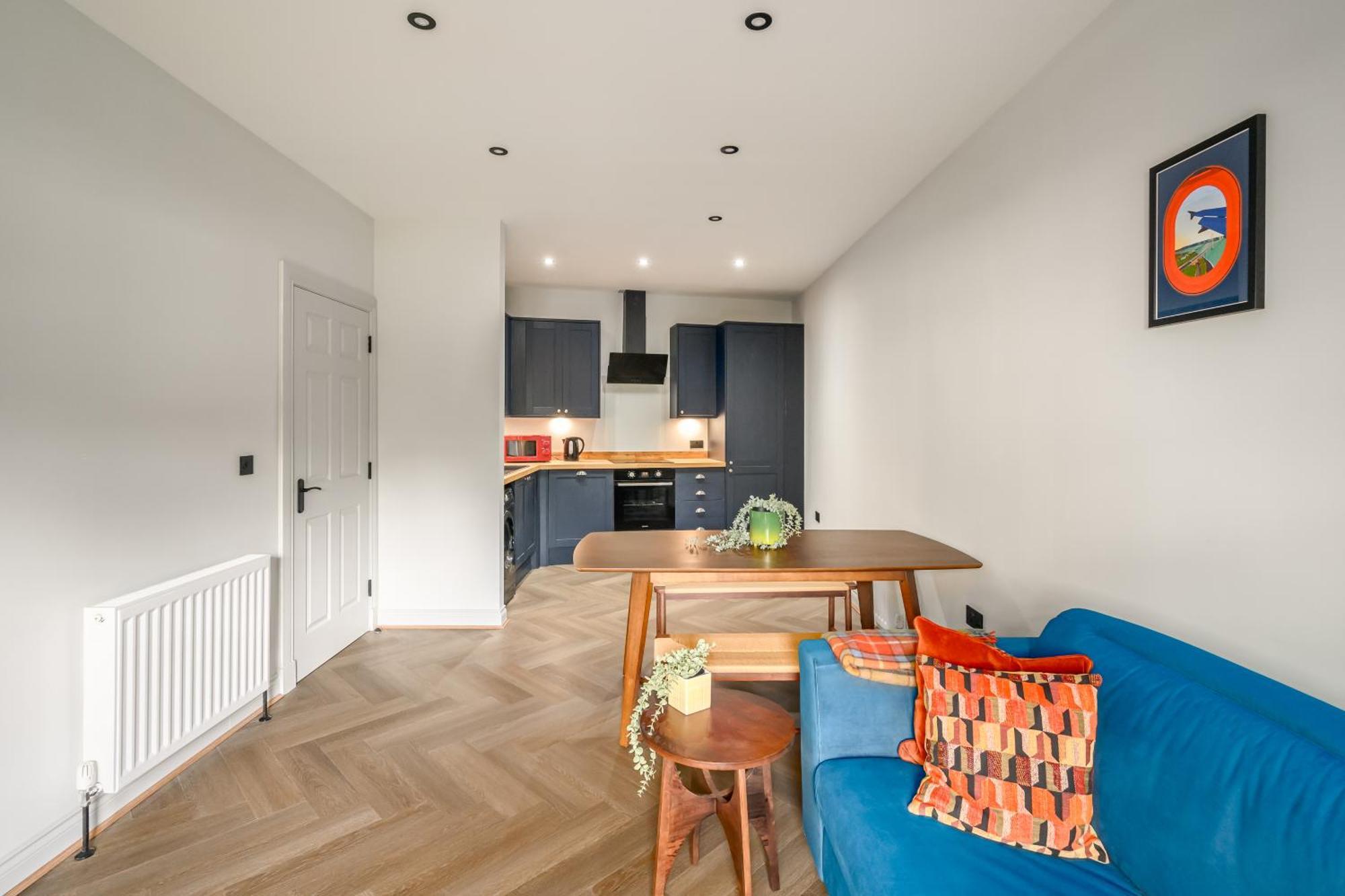 Trinity Flats By The House Of Danu * EDI