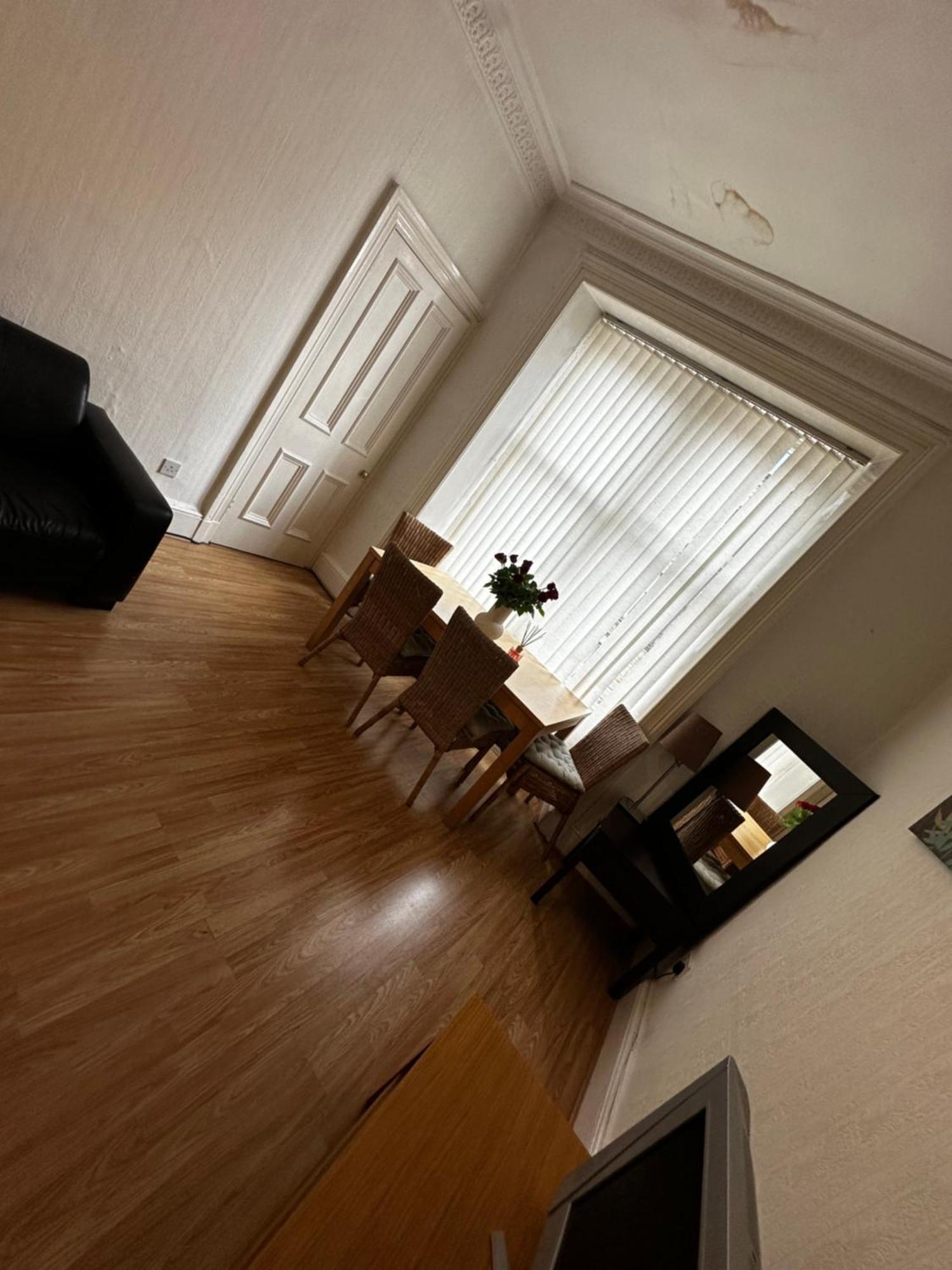 Old House In Of Old Town Apartment Edinburgh