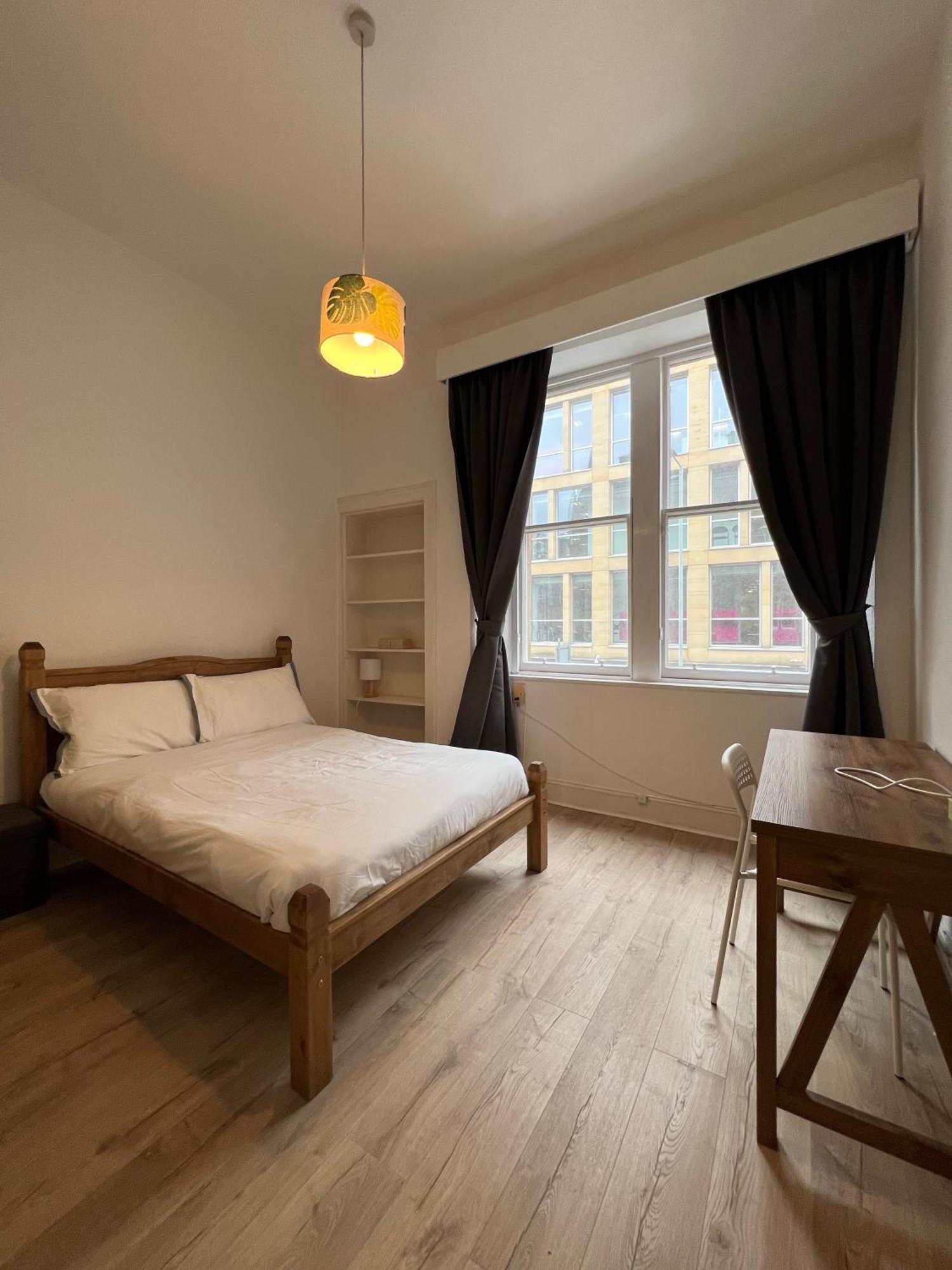 Apartment Spacious Boutique Two-bedroom Next To The Castle Edinburgh