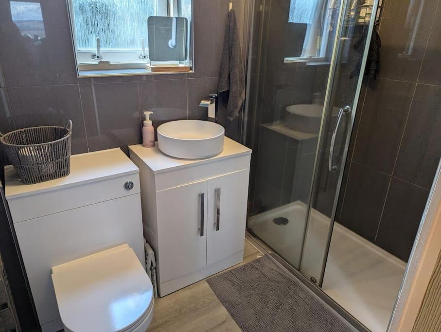 Tranquil 3-bedroom In Holiday home *