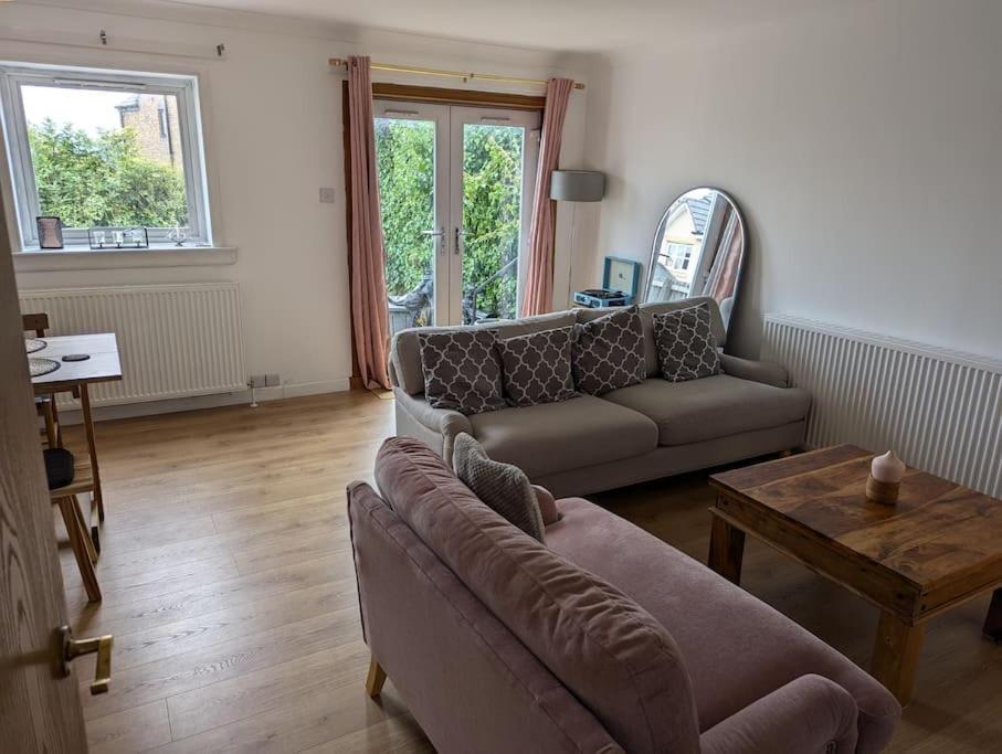 Tranquil 3-bedroom In Holiday home