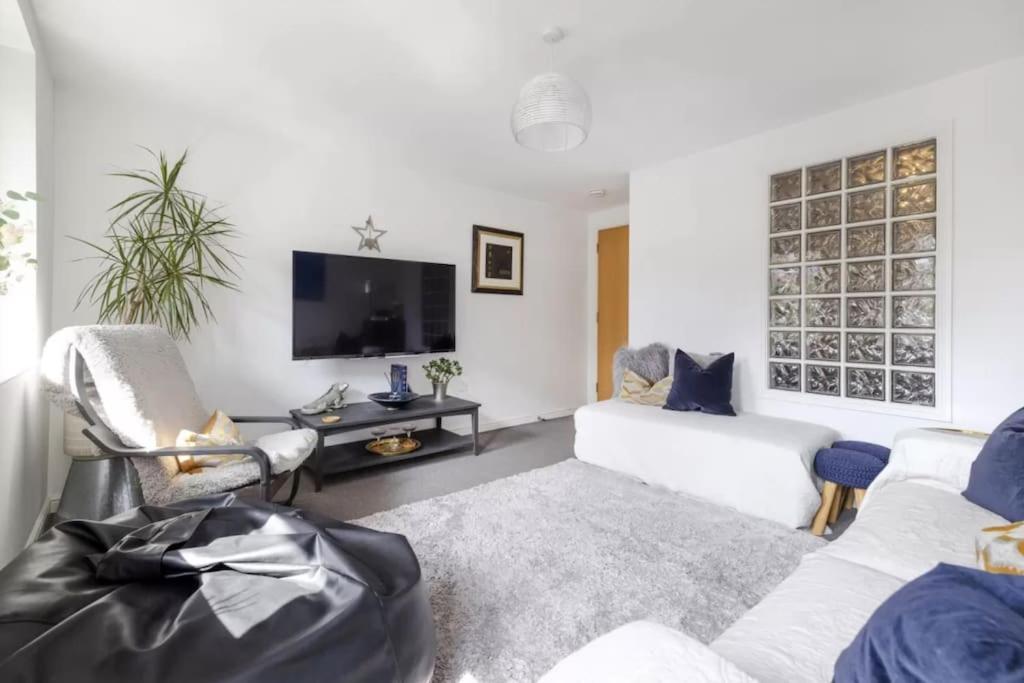 Stylish Flat With Free Parking Apartment Edinburgh