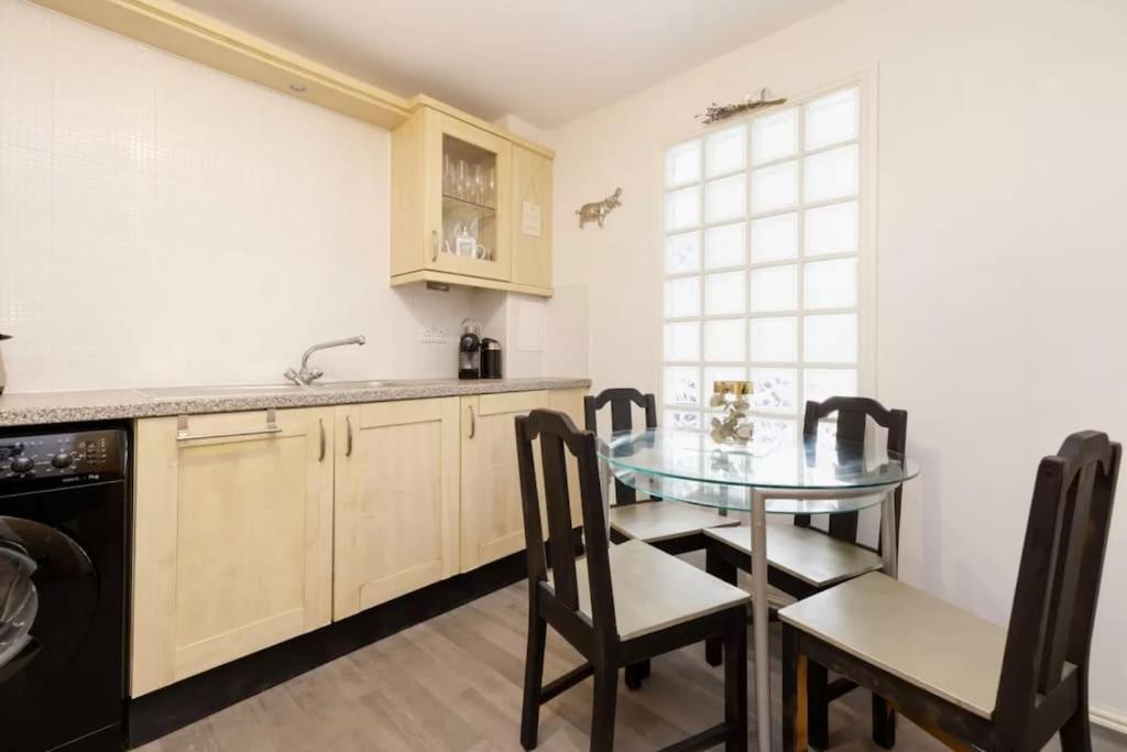 Apartment Stylish Flat With Free Parking Edinburgh