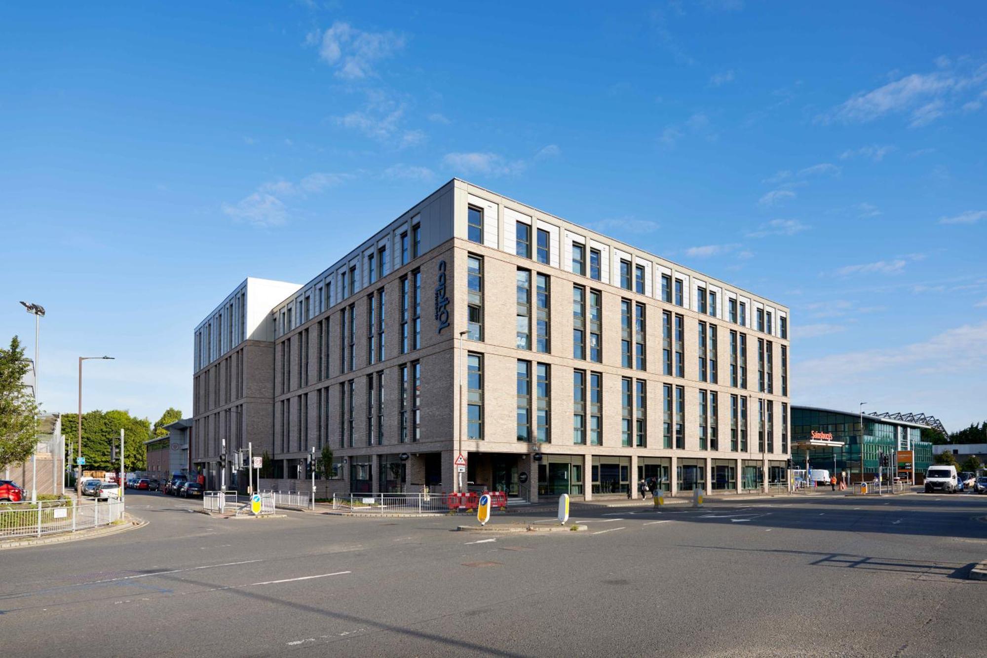 Joivy Trendy Units In Westfield-adults Only Apartment Edinburgh