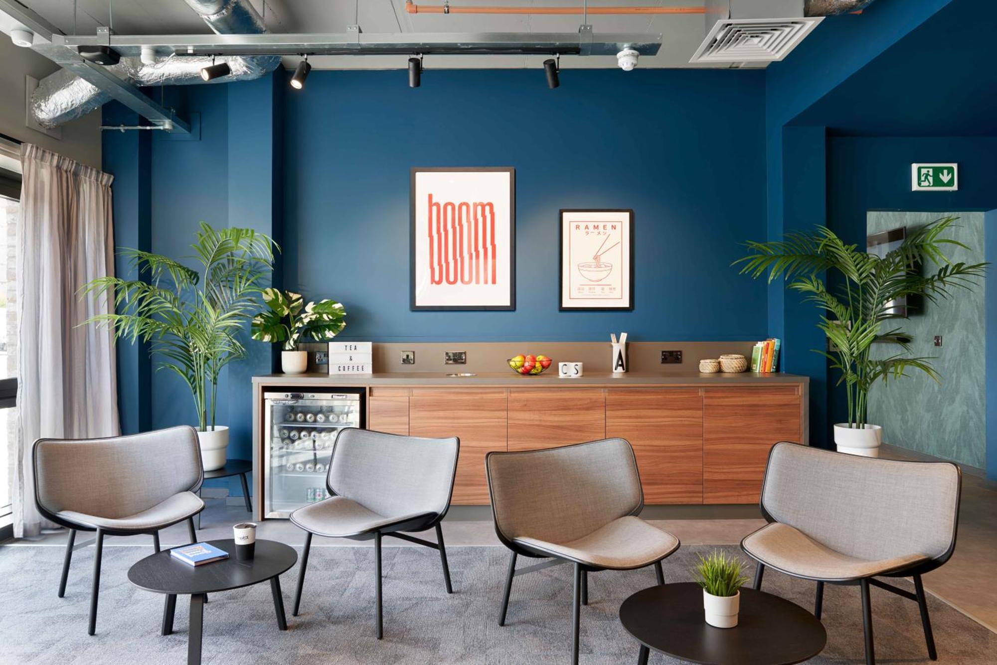 Joivy Trendy Units In Westfield-adults Only Apartment