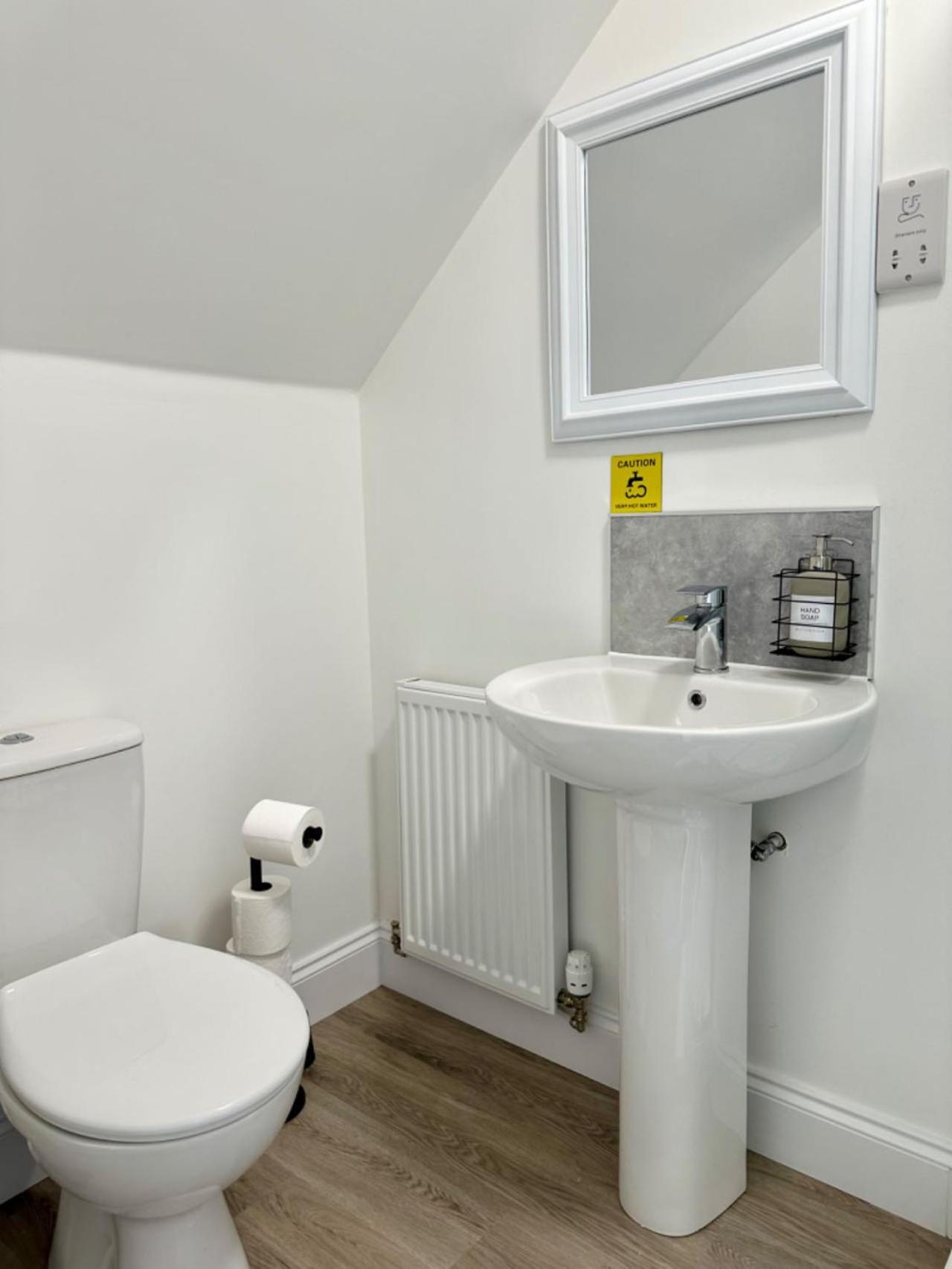 Guest house Full House Edinburgh