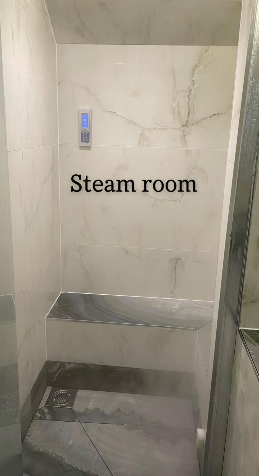Apartment 2bedroom & Steam Room!