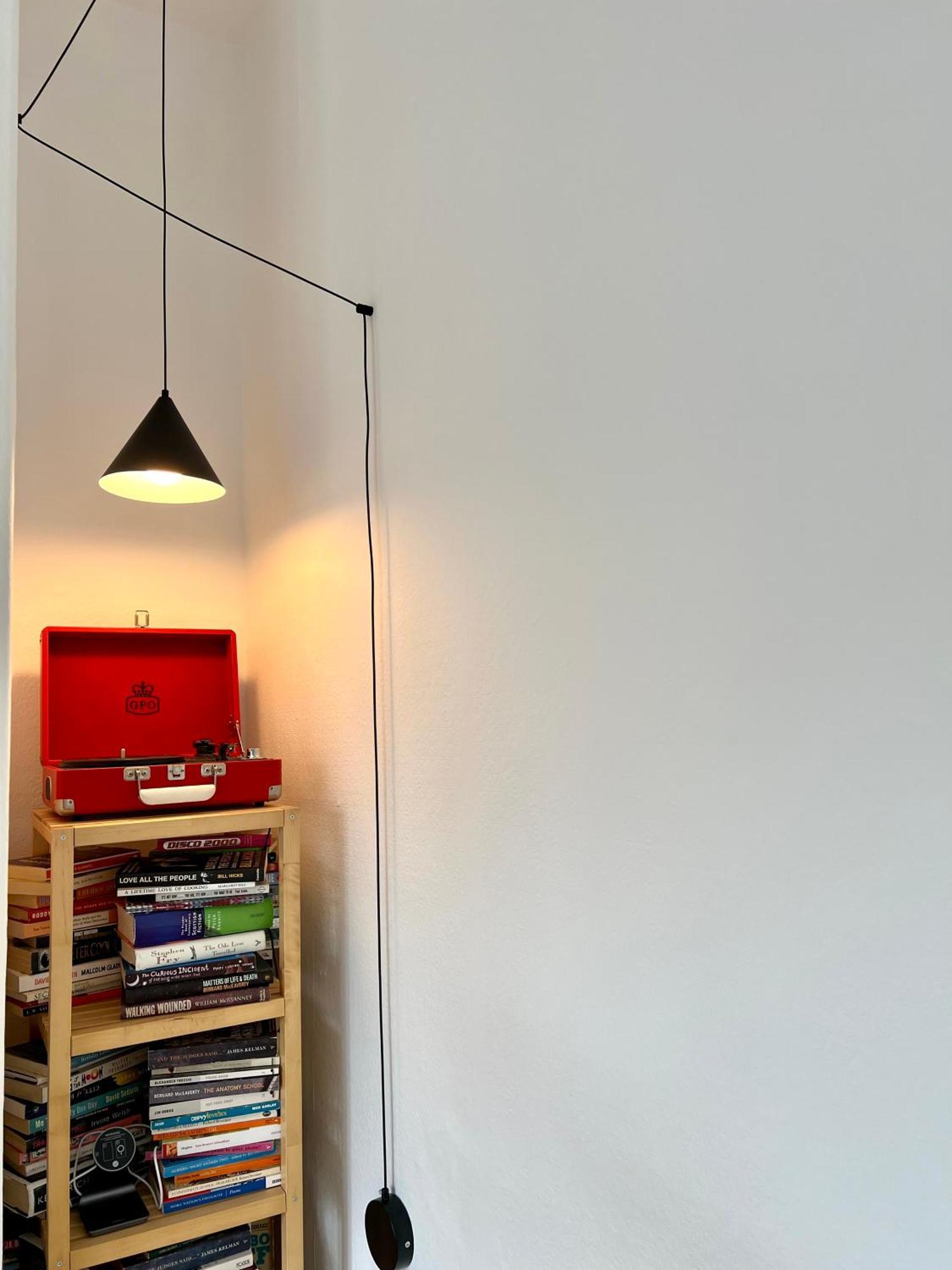 Bright Old Town Centre Apartment Edinburgh