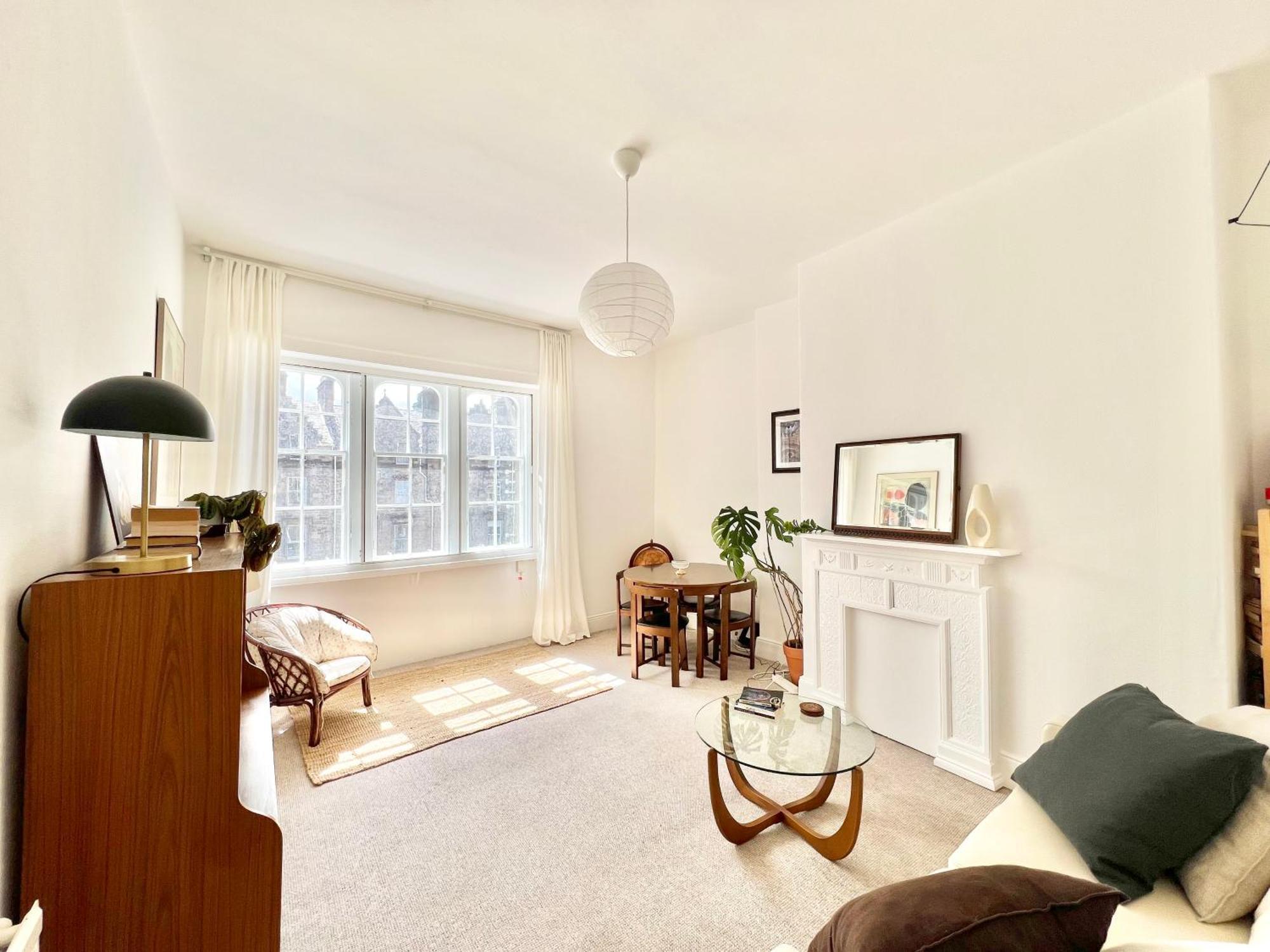 Apartment Bright Old Town Centre Edinburgh