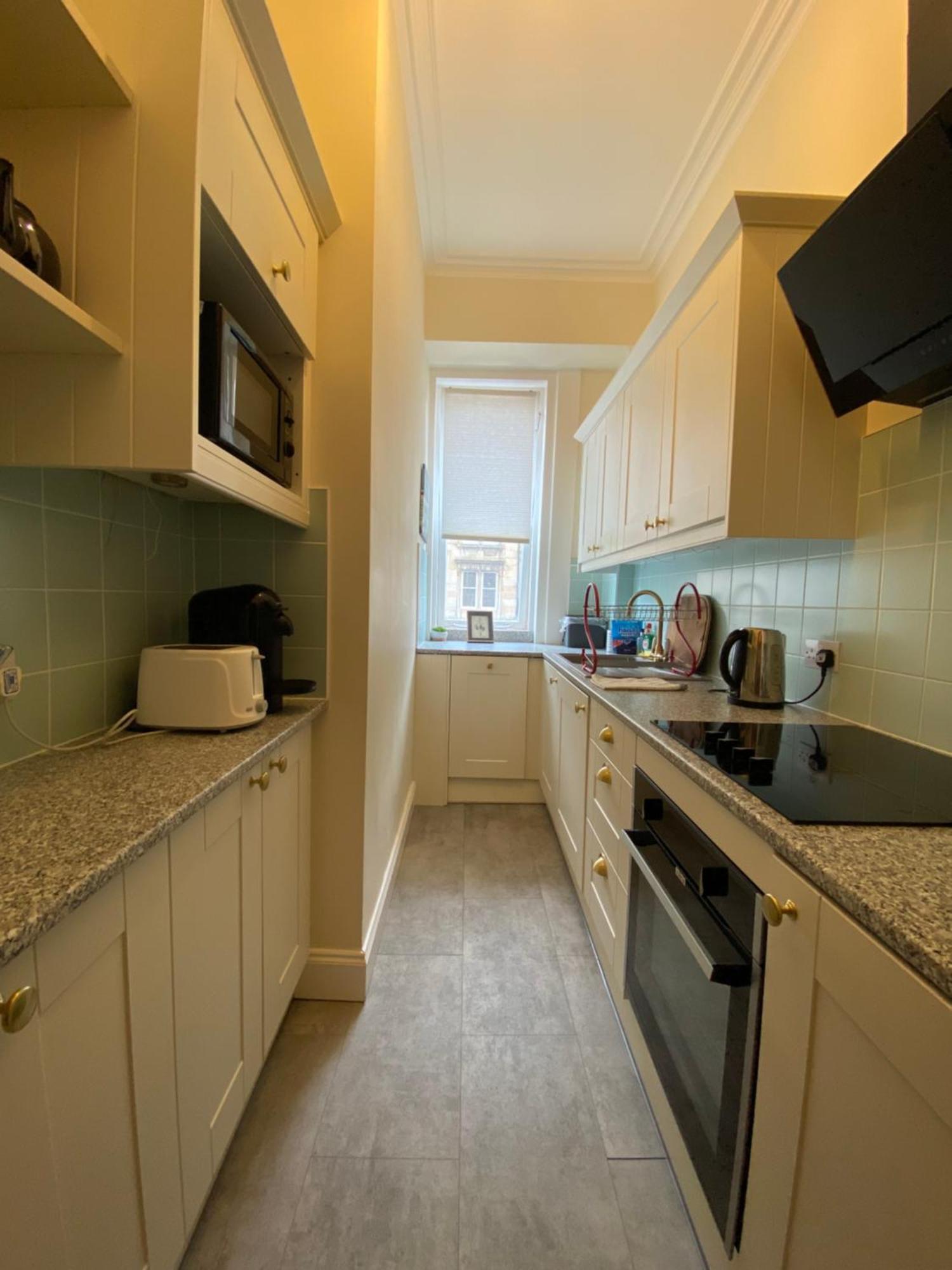 Apartment Charming 1 Bedroom Edinburgh
