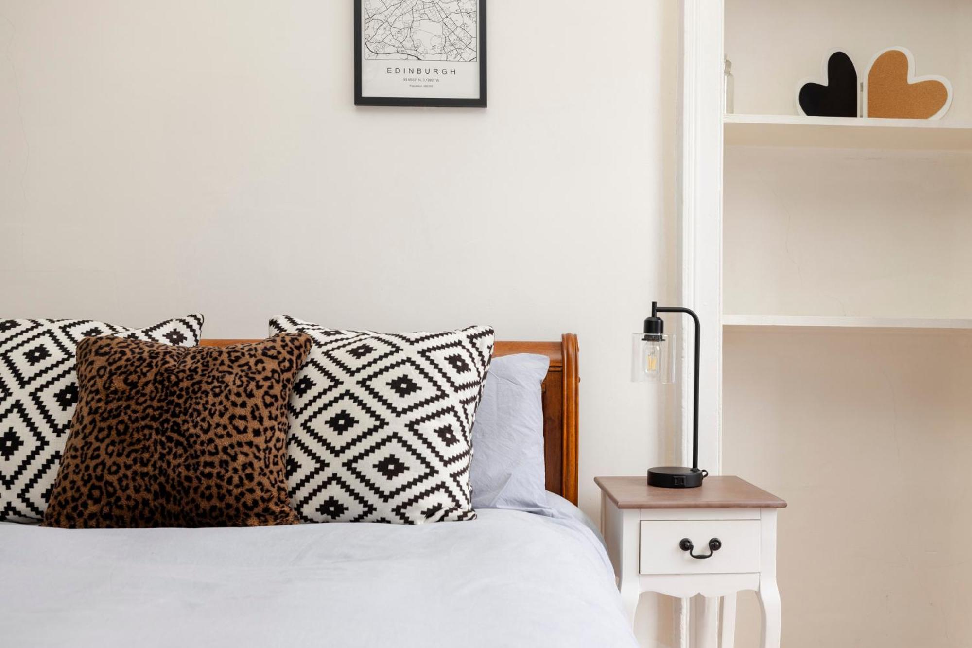 Chic West End 2-bedroom In Centre *