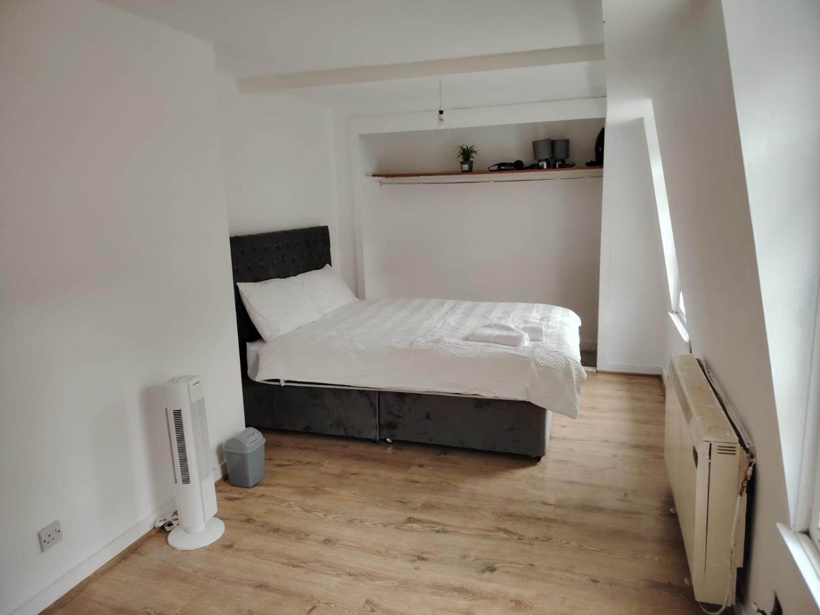 Apartment Bright Flat - Center Eb7 EDI
