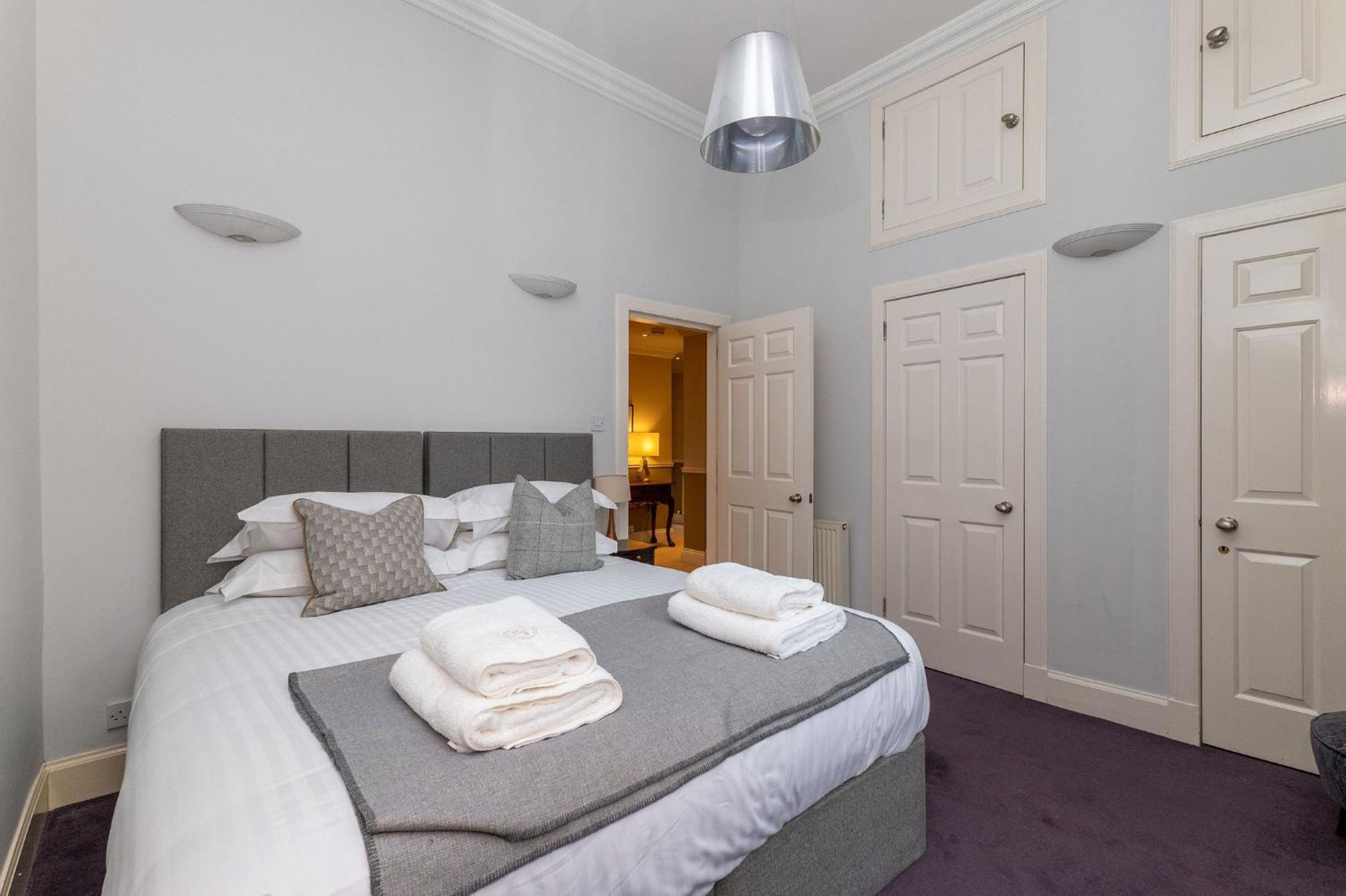 City Apartment Apartment *