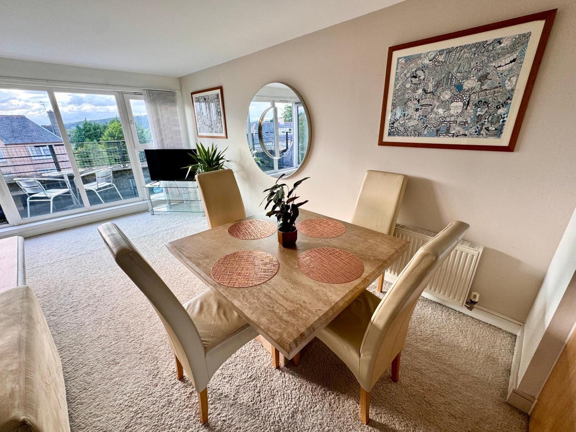 Appins Penthouse Luxury - Fast Wifi & Free Parking * Edinburgh