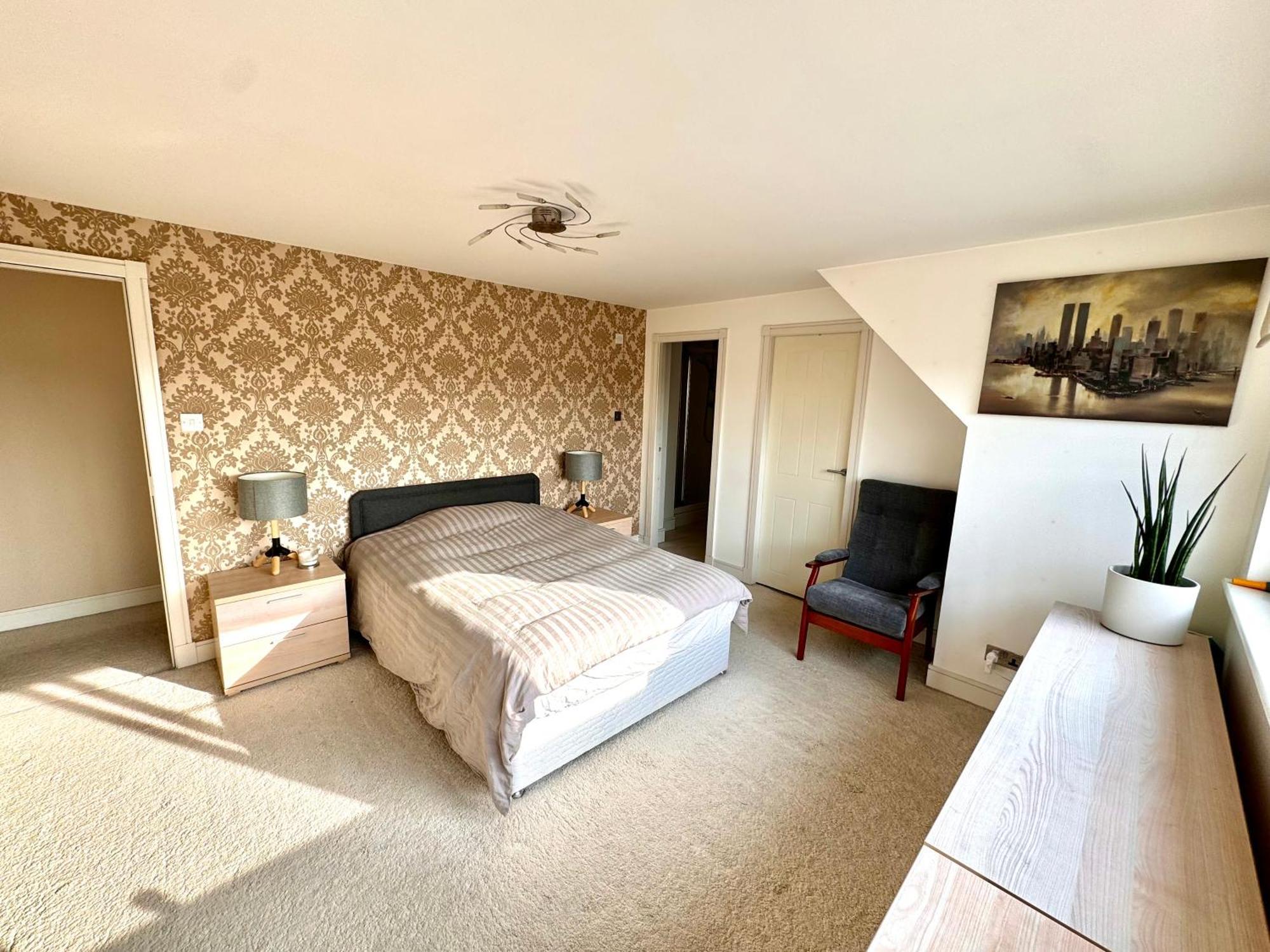 Appins Penthouse Luxury - Fast Wifi & Free Parking Apartment Edinburgh