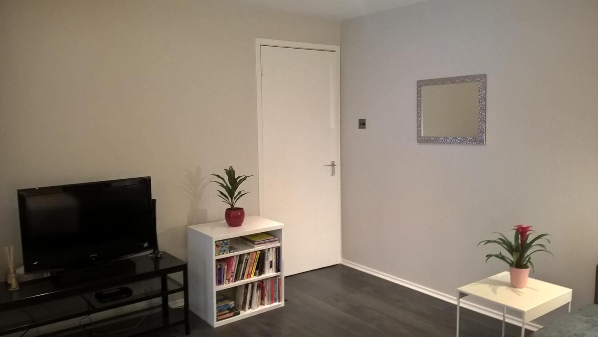 Lovely Ground Floor In Great Location At The Shore, Apartment *
