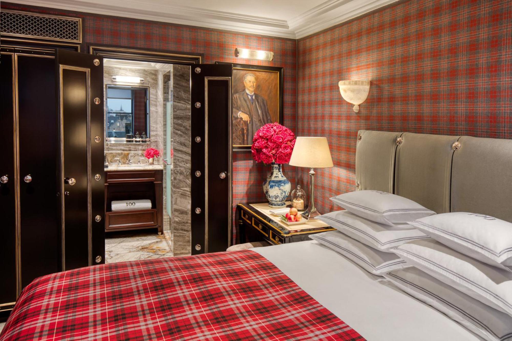 Hotel 100 Princes Street 5*
