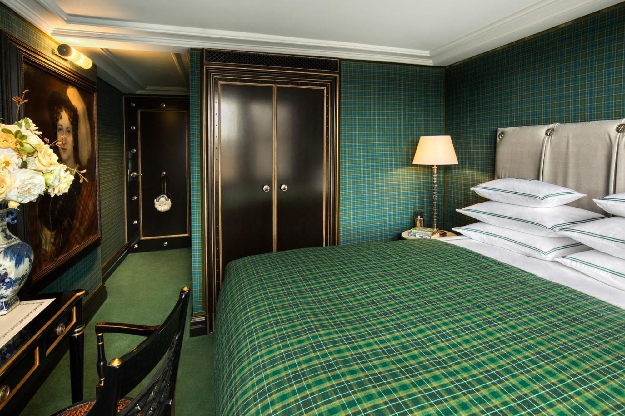 100 Princes Street Hotel