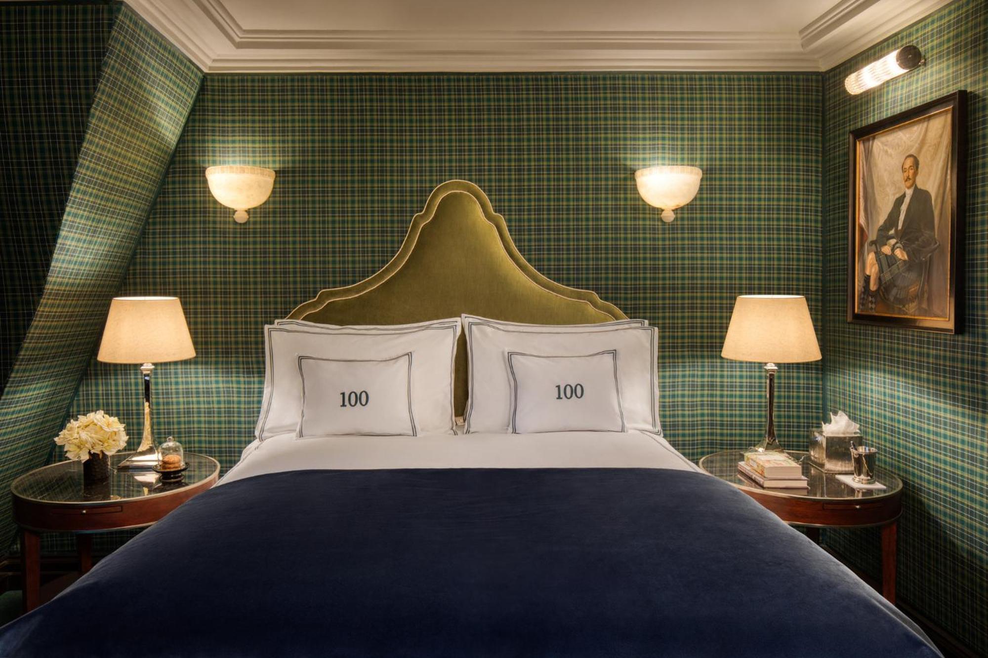 Hotel 100 Princes Street Edinburgh
