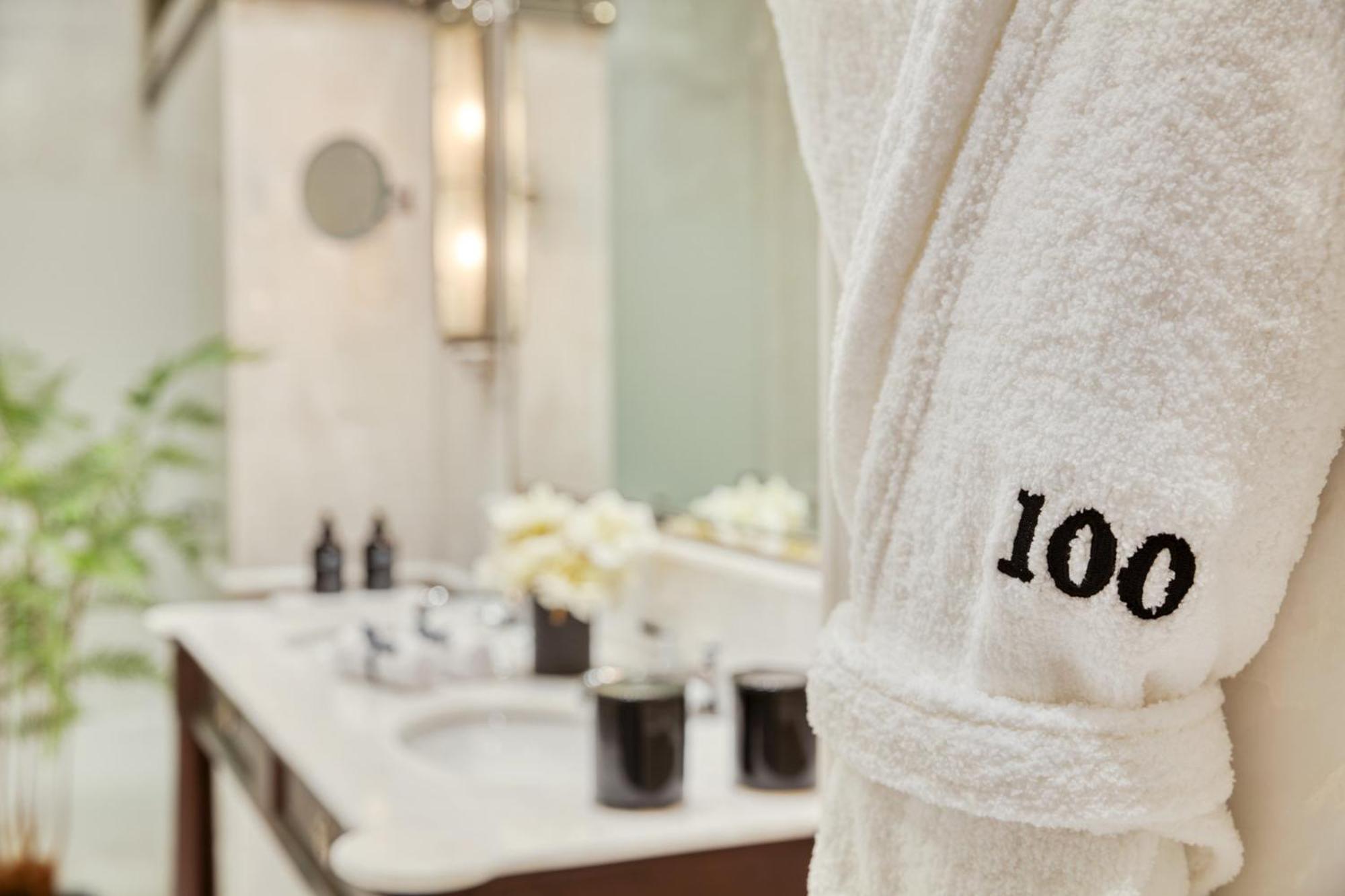 100 Princes Street Hotel 5*