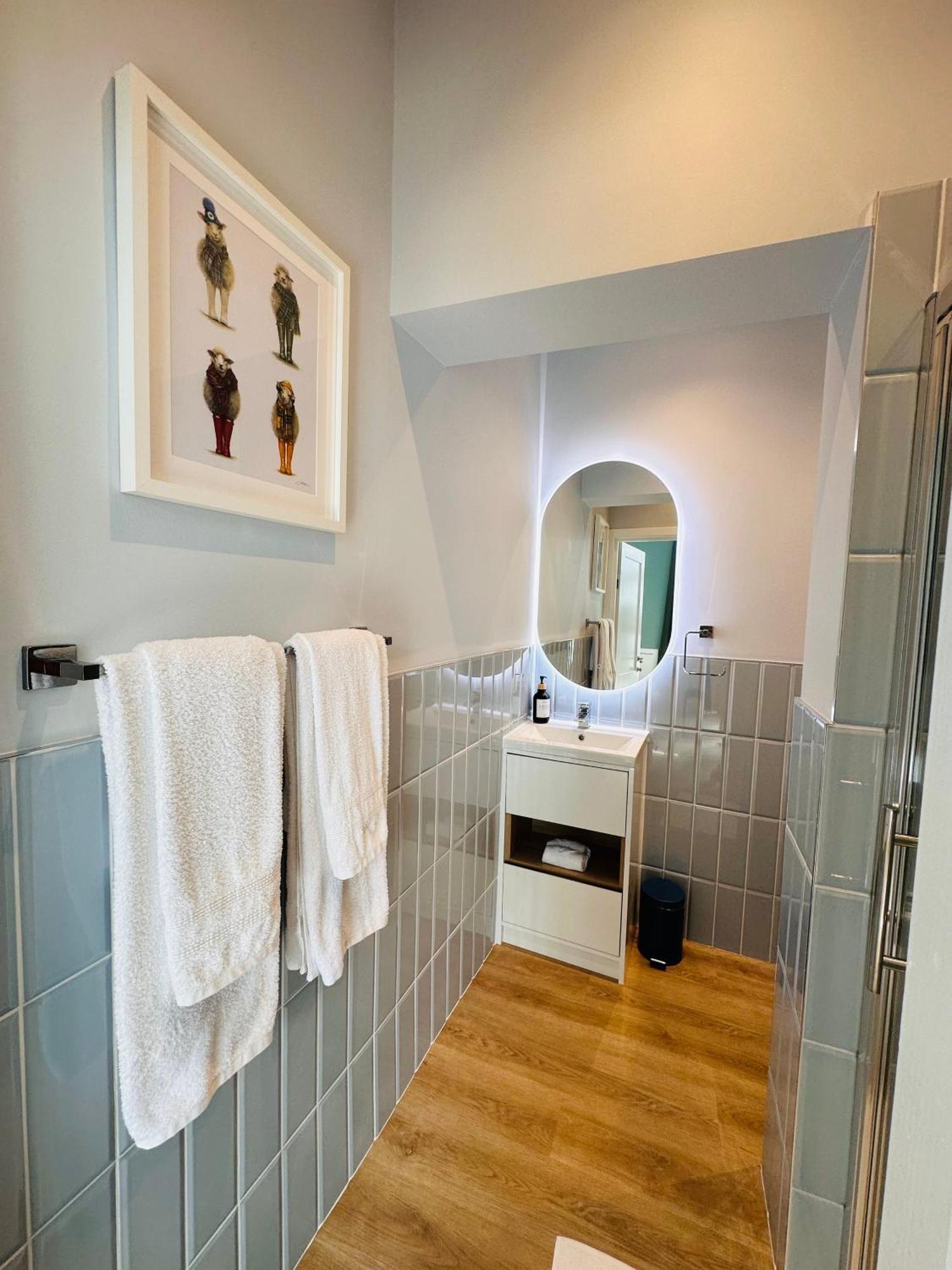 Apartment Luxury Modern L L Pet Friendly *