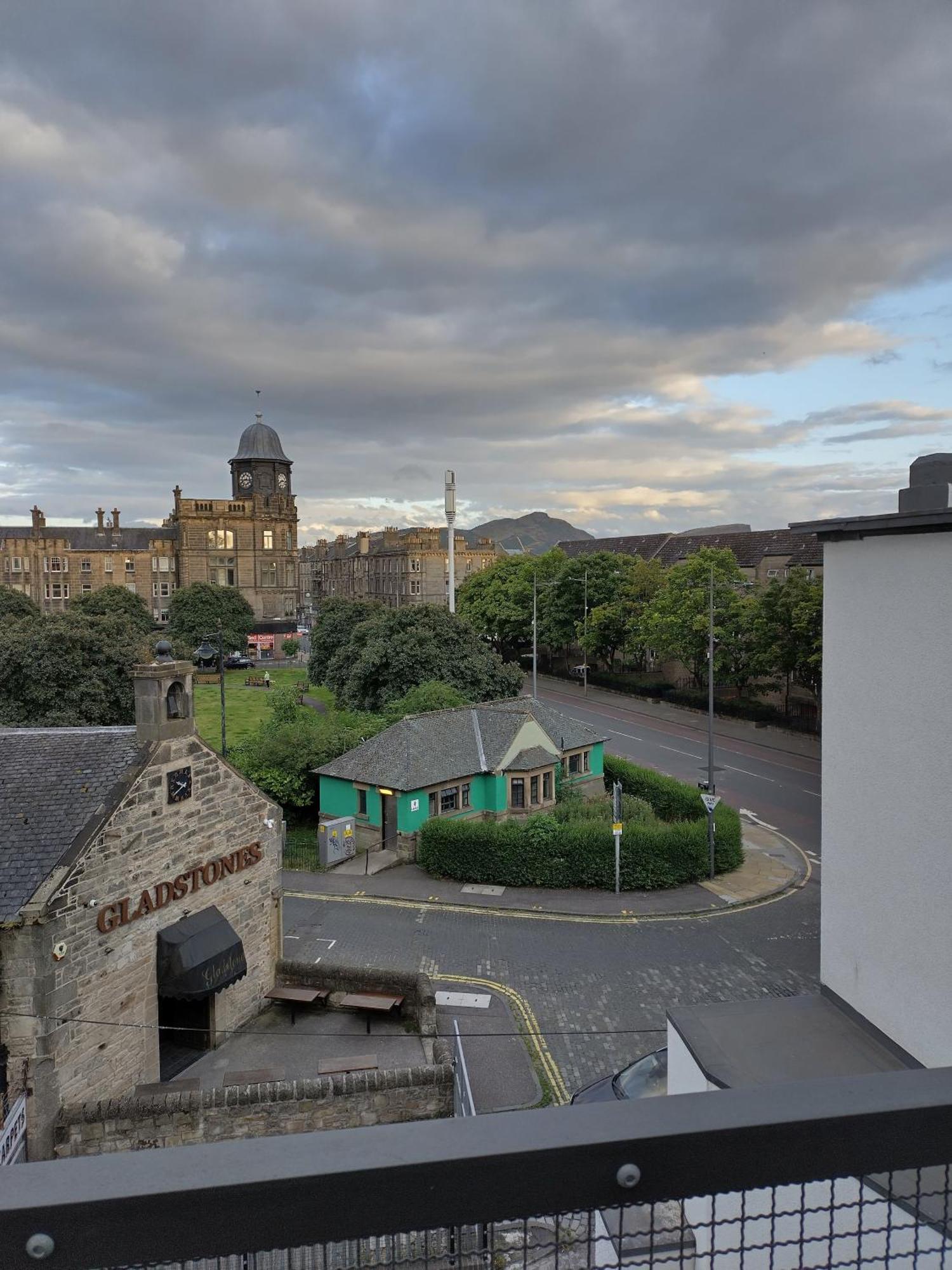 Amazing Water Of Leith View In Leith Apartment *