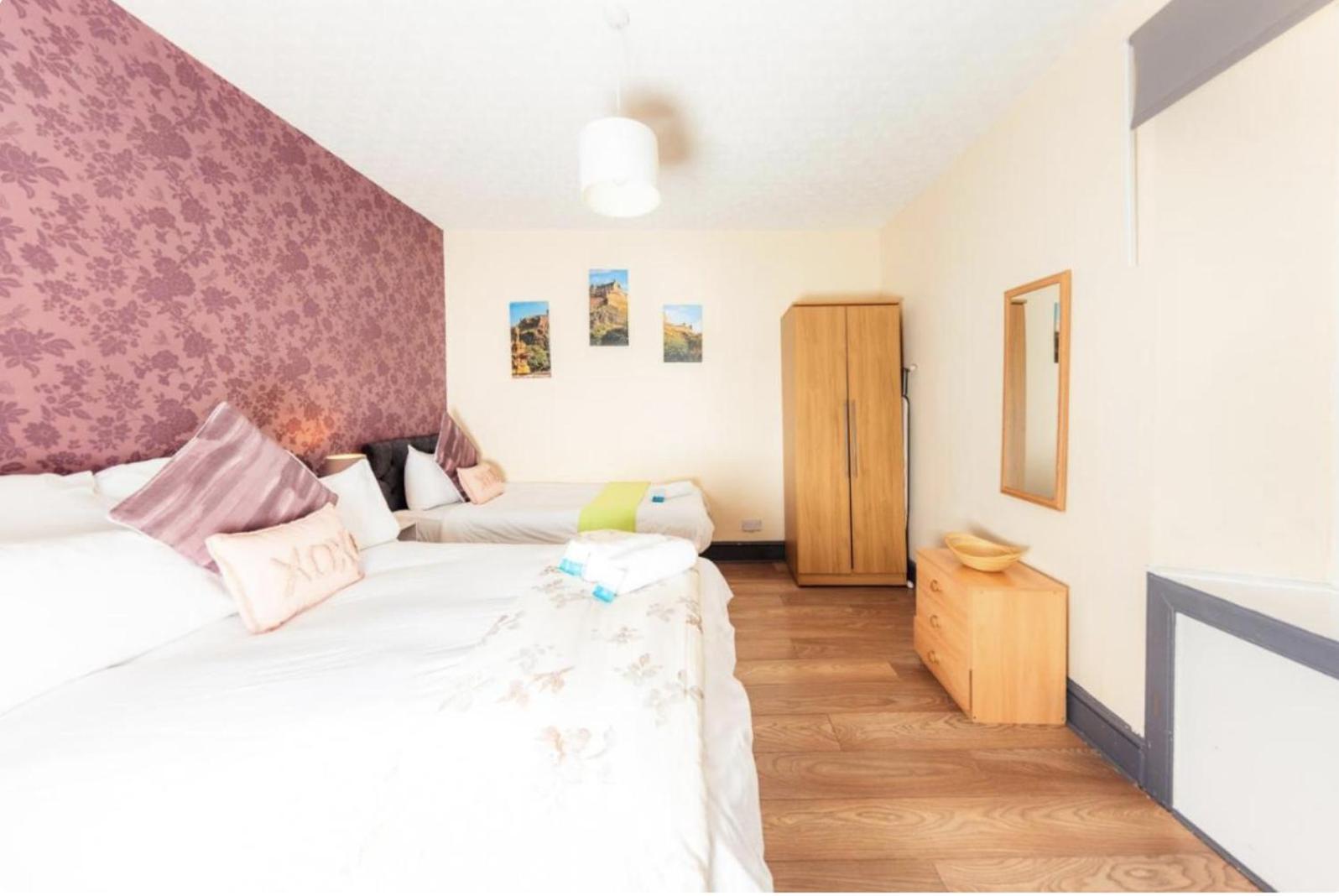 Warm & Welcoming Apartment, City Center - Meadows 4 Edinburgh