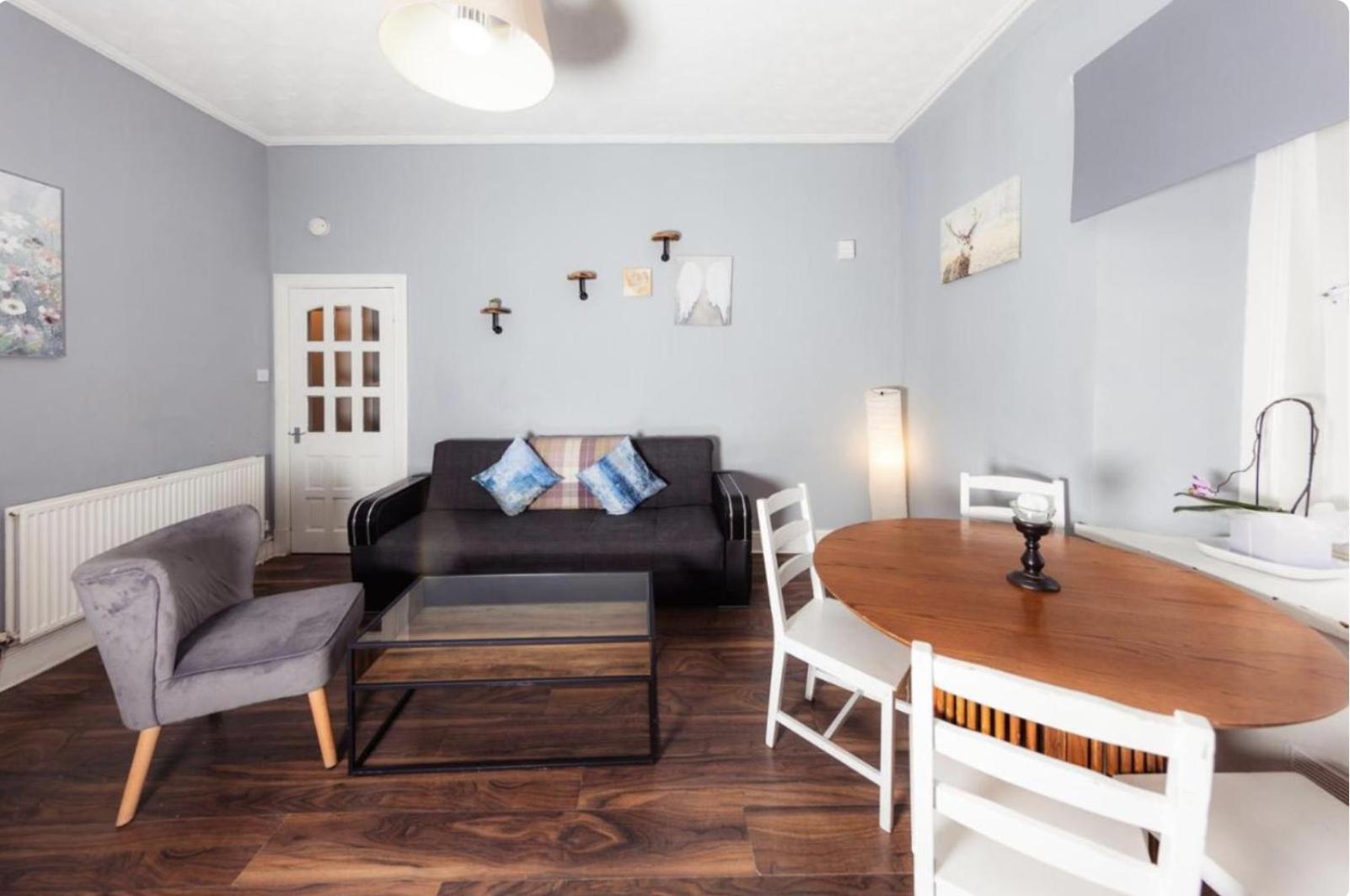 Warm & Welcoming Apartment, City Center - Meadows 8 * Edinburgh