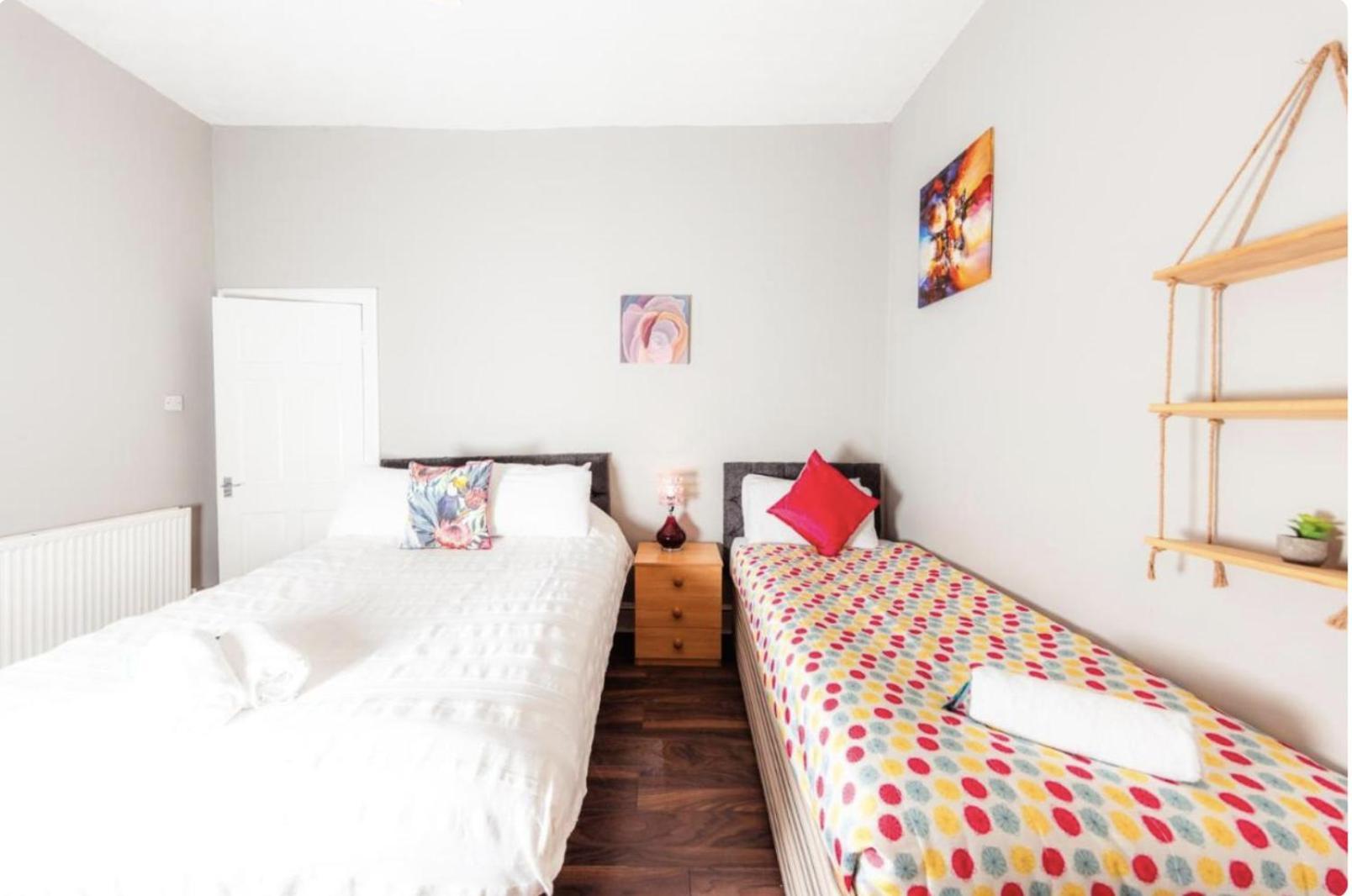 Apartment Warm & Welcoming Apartment, City Center - Meadows 8 *