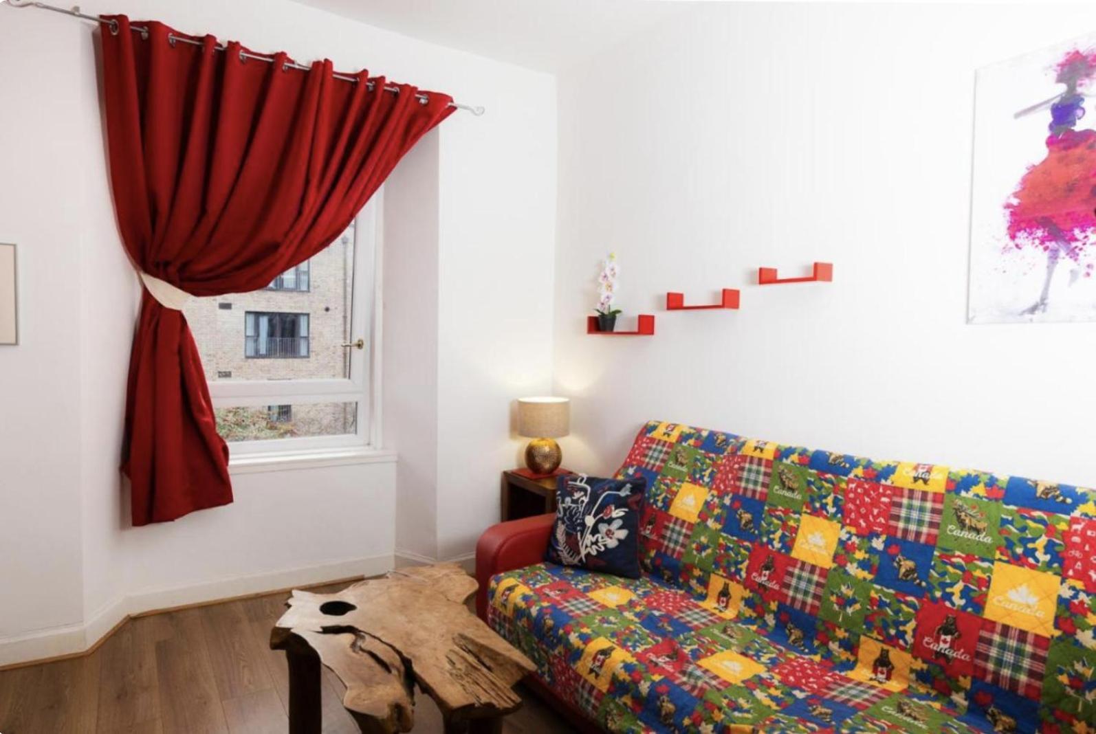 Desirable - City Centre Apartment Edinburgh