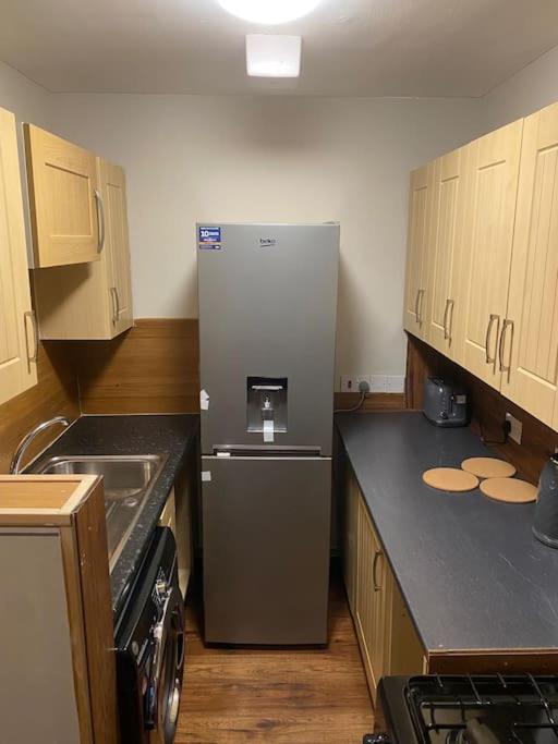 One Bedroom In Gorgie With New Heating System *
