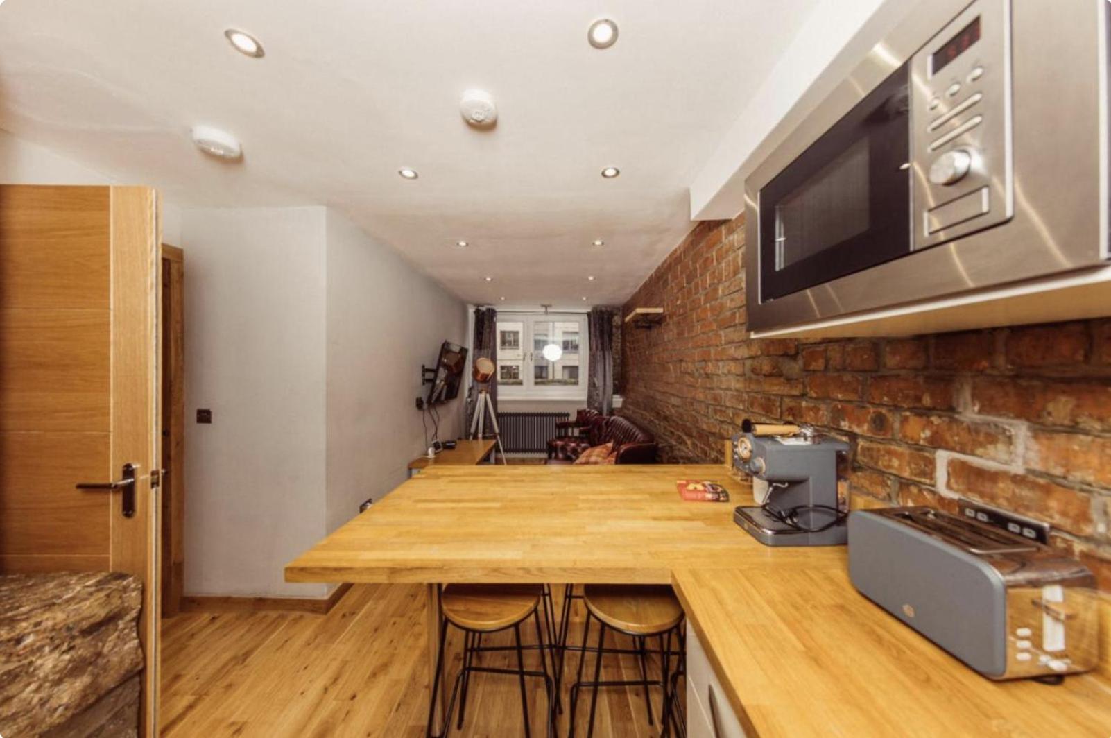 Superb Luxury By Canal - Central Apartment *