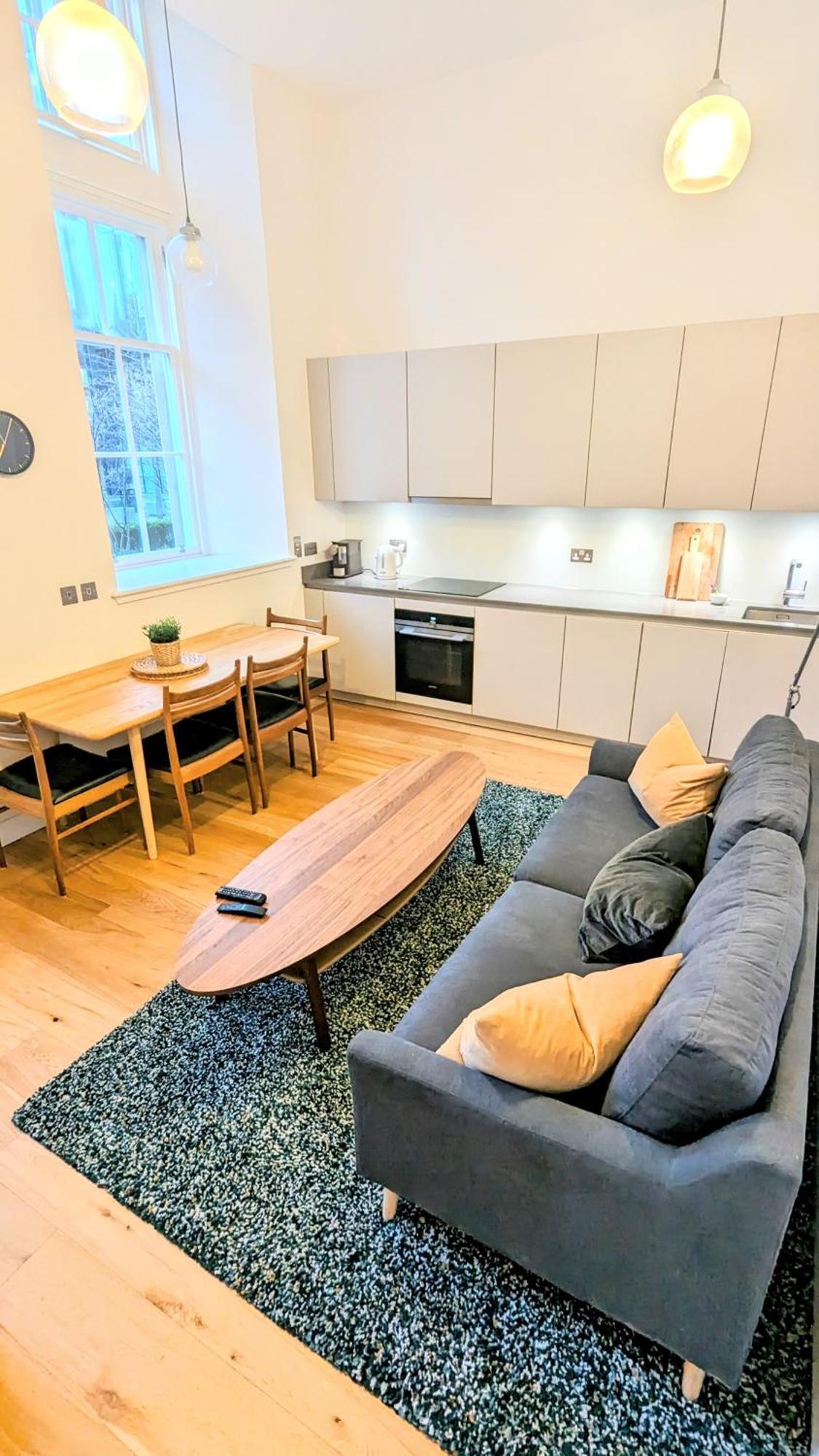 Aparthotel Luxury In Center