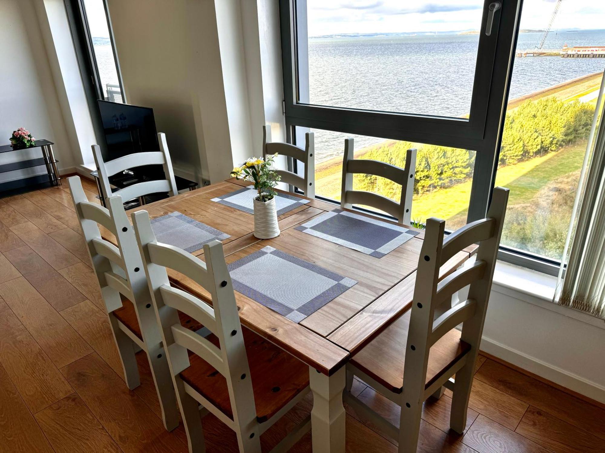 Britannia Ocean Park - Oceanfront And Sea View - Free Parking & Fast Wifi