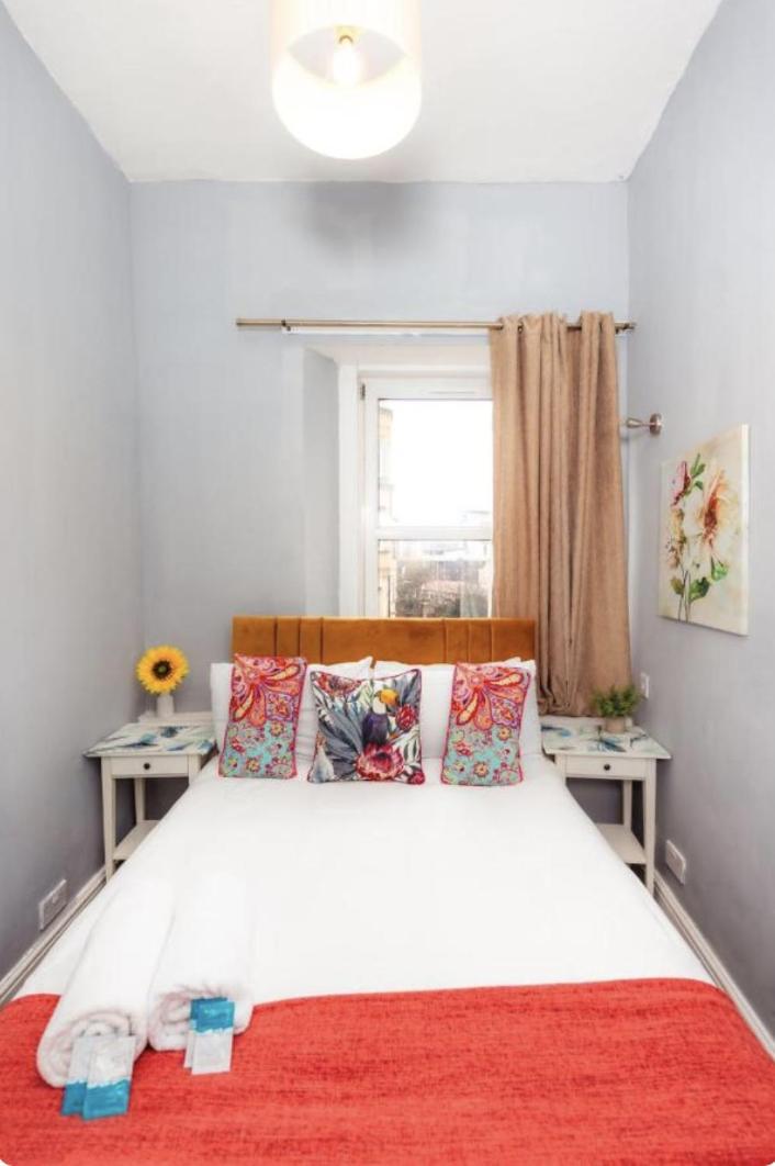 Warm & Welcoming Close To Meadows! City Centre 10 EDI