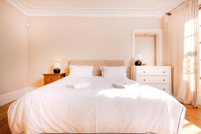 Spacious New Town Garden Flat Apartment Edinburgh