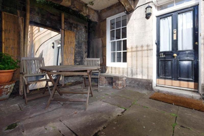 Spacious New Town Garden Flat Edinburgh