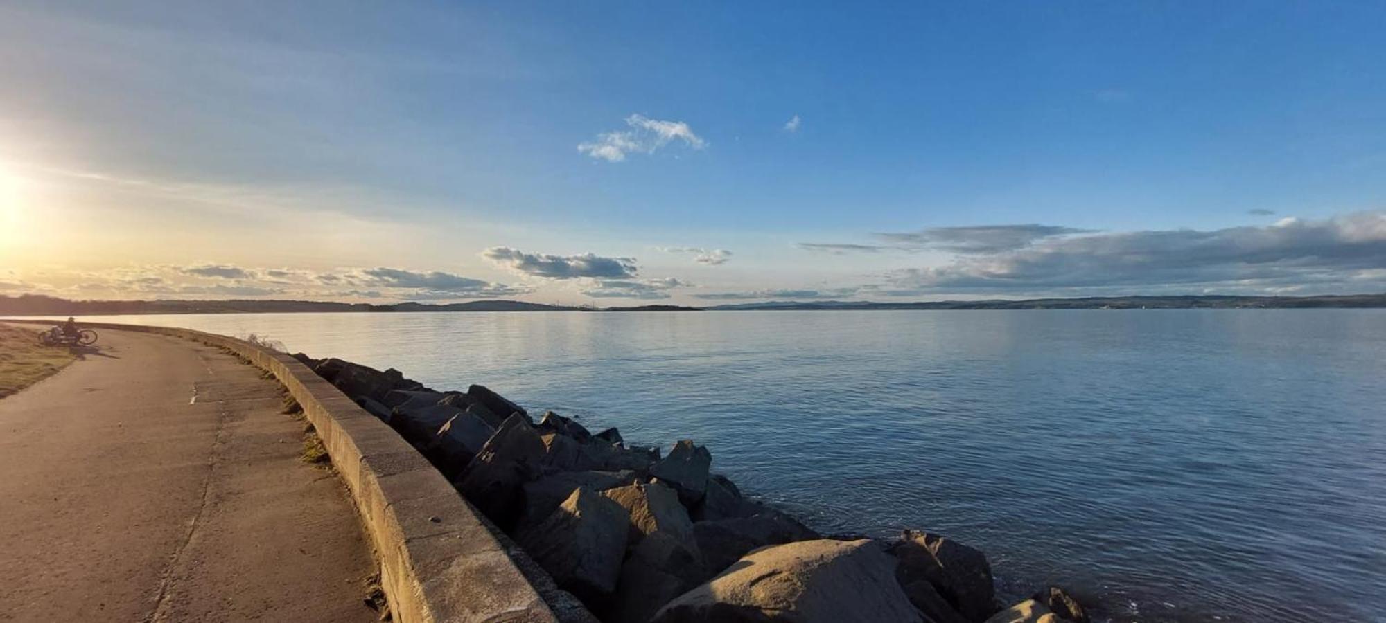 Lovely Sea Rooms, Easy Access To Centre & Airport EDI