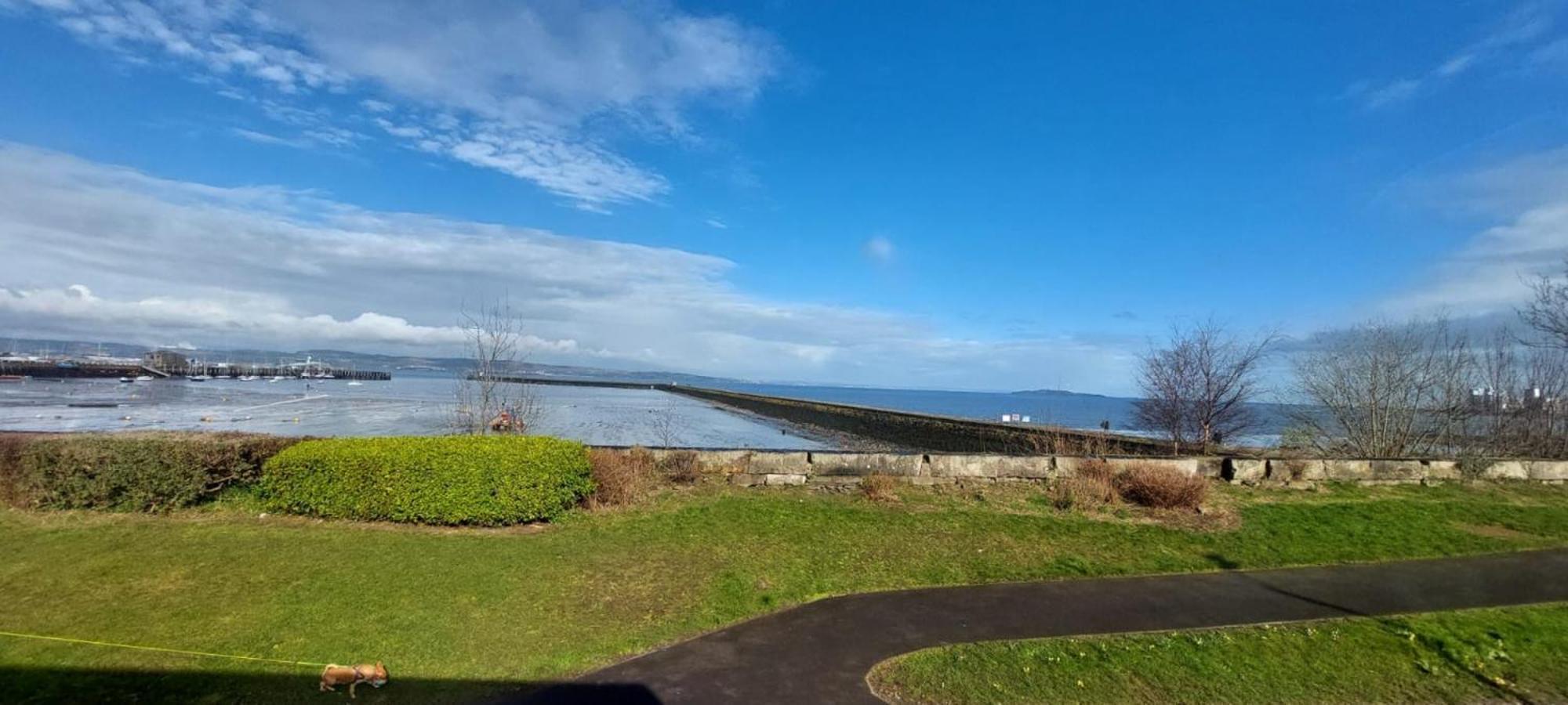 Lovely Sea Rooms, Easy Access To Centre & Airport