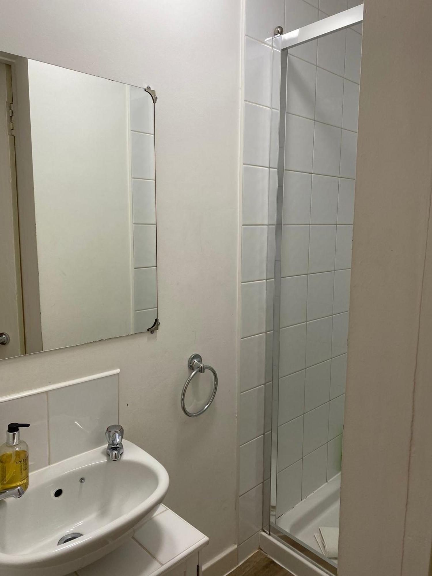 Cute 1 Bedroom Retreat In Beautiful Stockbridge * Edinburgh