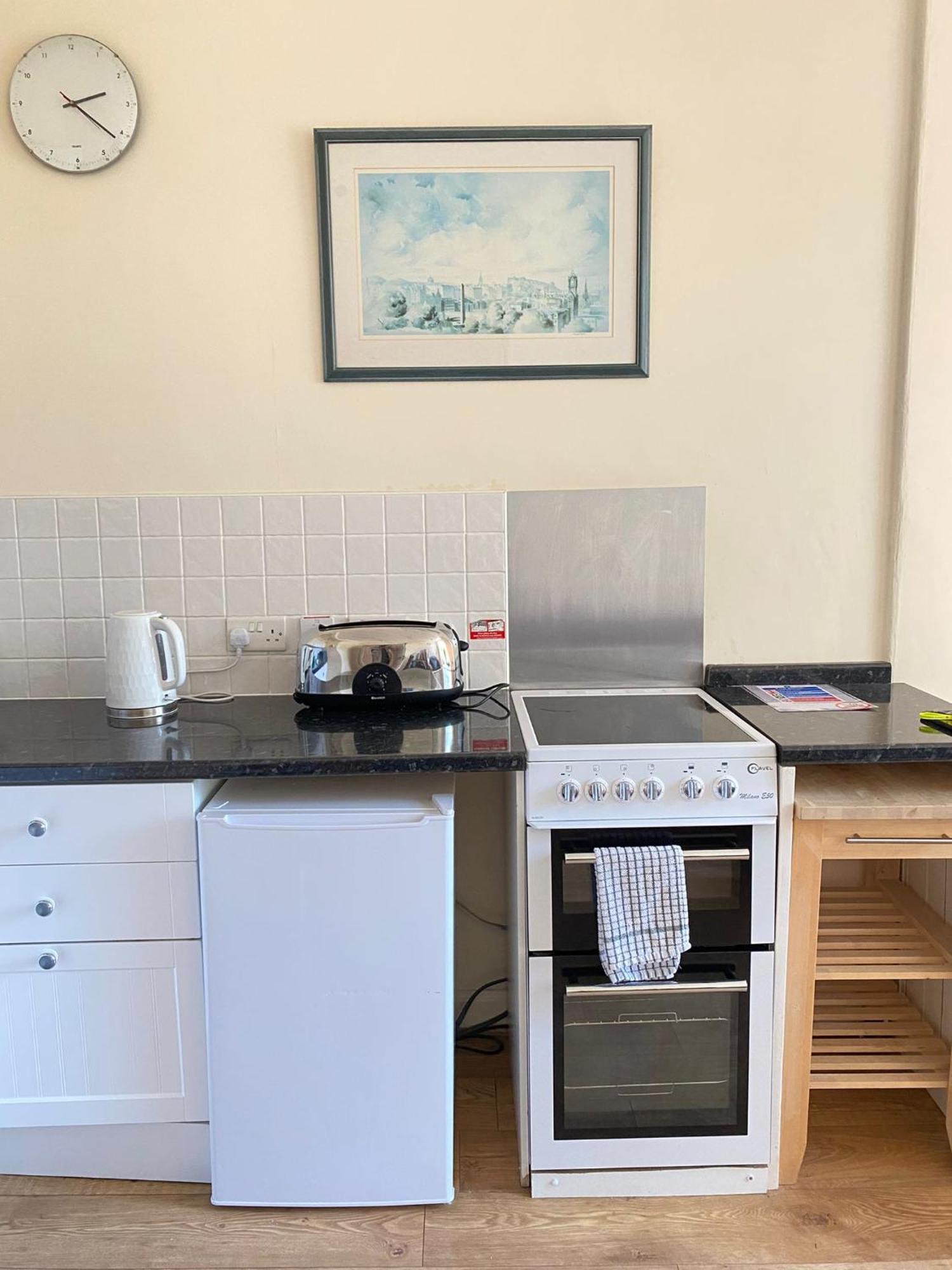 Cute 1 Bedroom Retreat In Beautiful Stockbridge Apartment Edinburgh