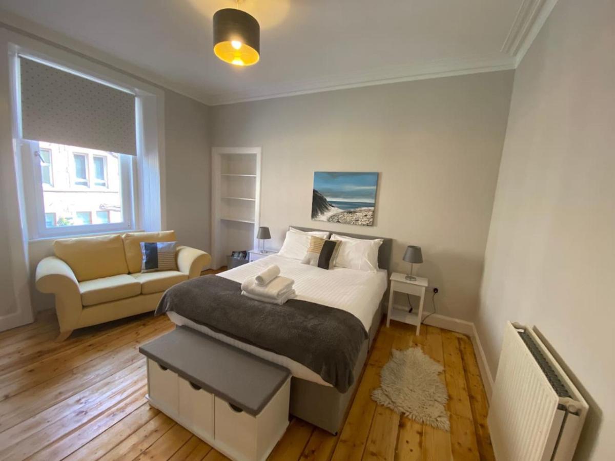 Gorgeous 2 Bed, *