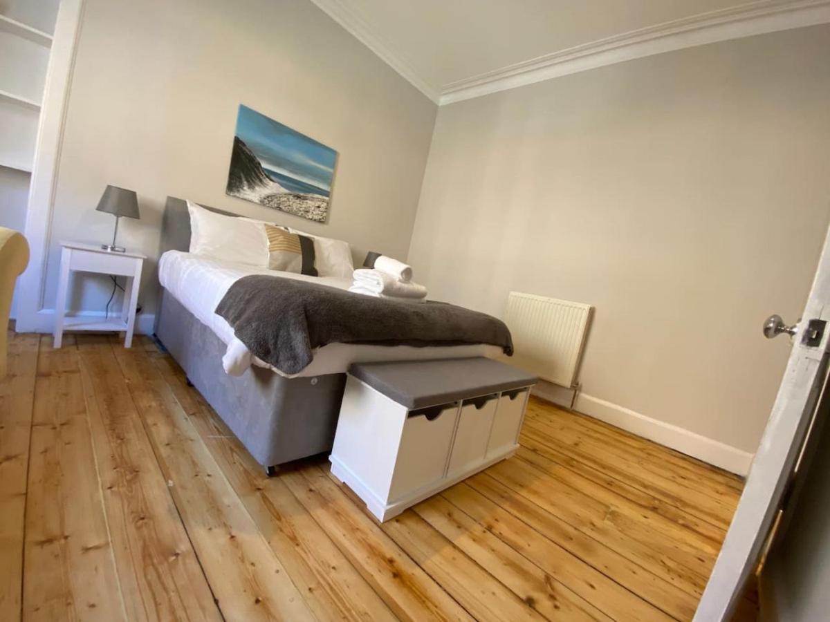 Gorgeous 2 Bed, * Edinburgh
