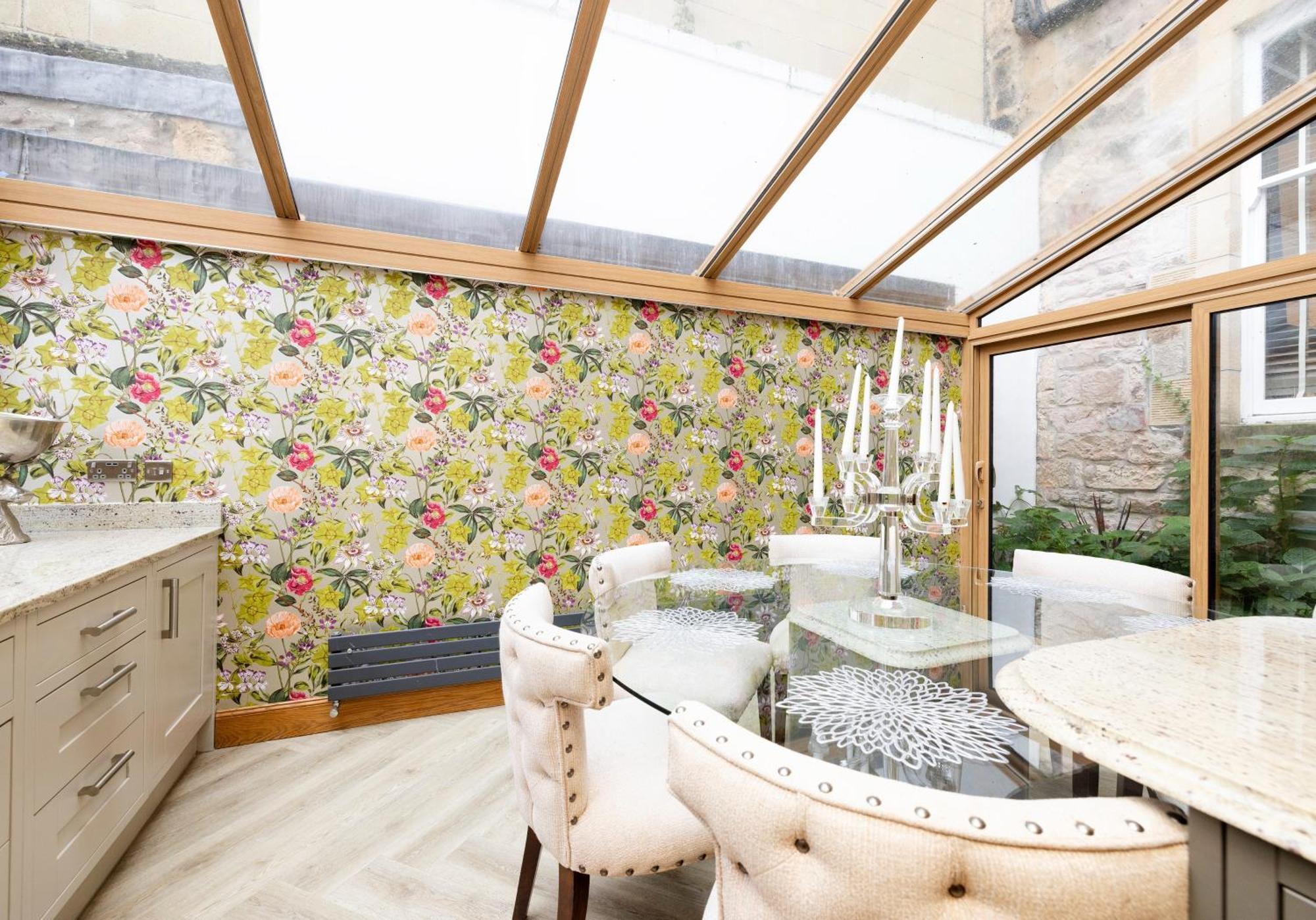 Apartment Beautiful 3bed On York Place *