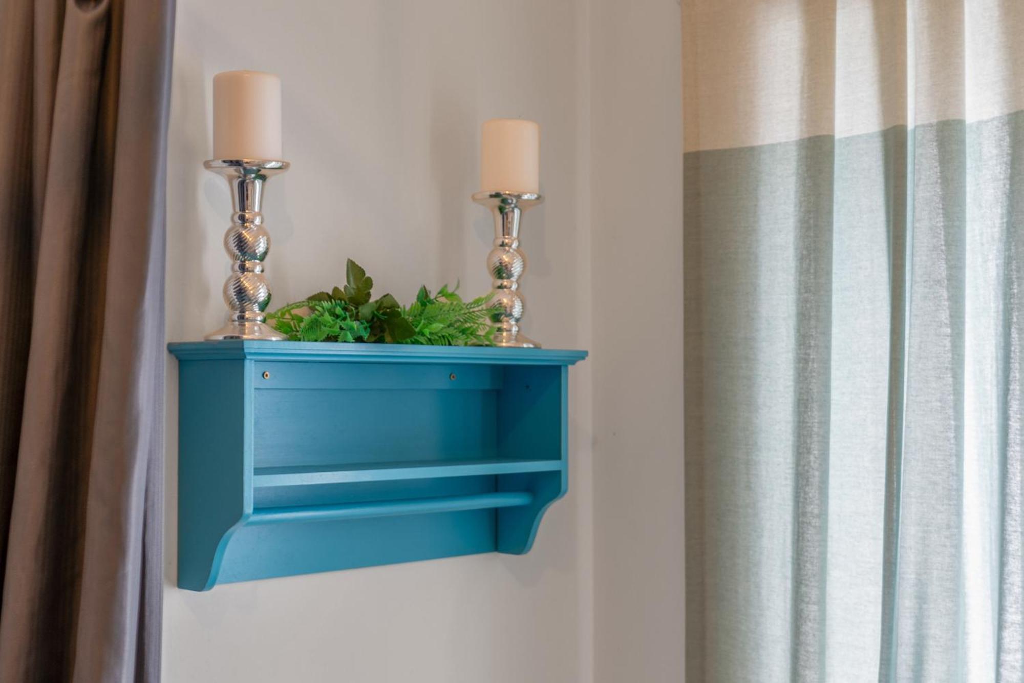 Cosy, Stylish Bedroom For Business And Work Travellers * Edinburgh