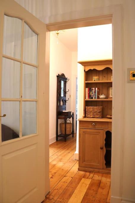 Seaside Historic Apartment