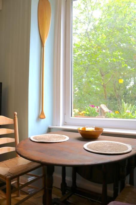 Seaside Historic Apartment Edinburgh