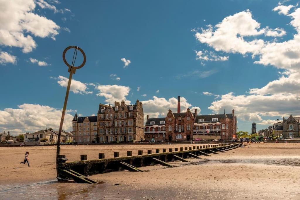 Seaside Historic Edinburgh